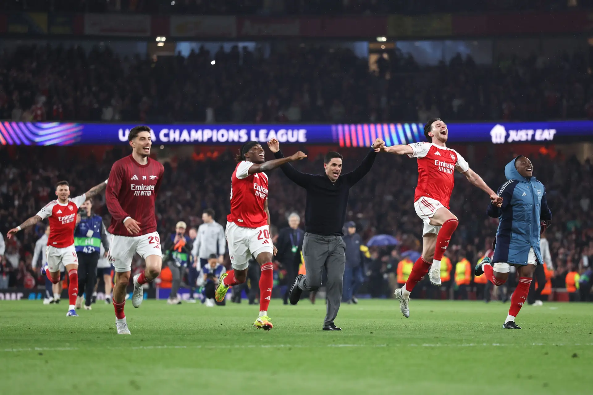 O Arsenal não precisa de risco. Já tem o pré-programado que o devolveu à final da Champions
