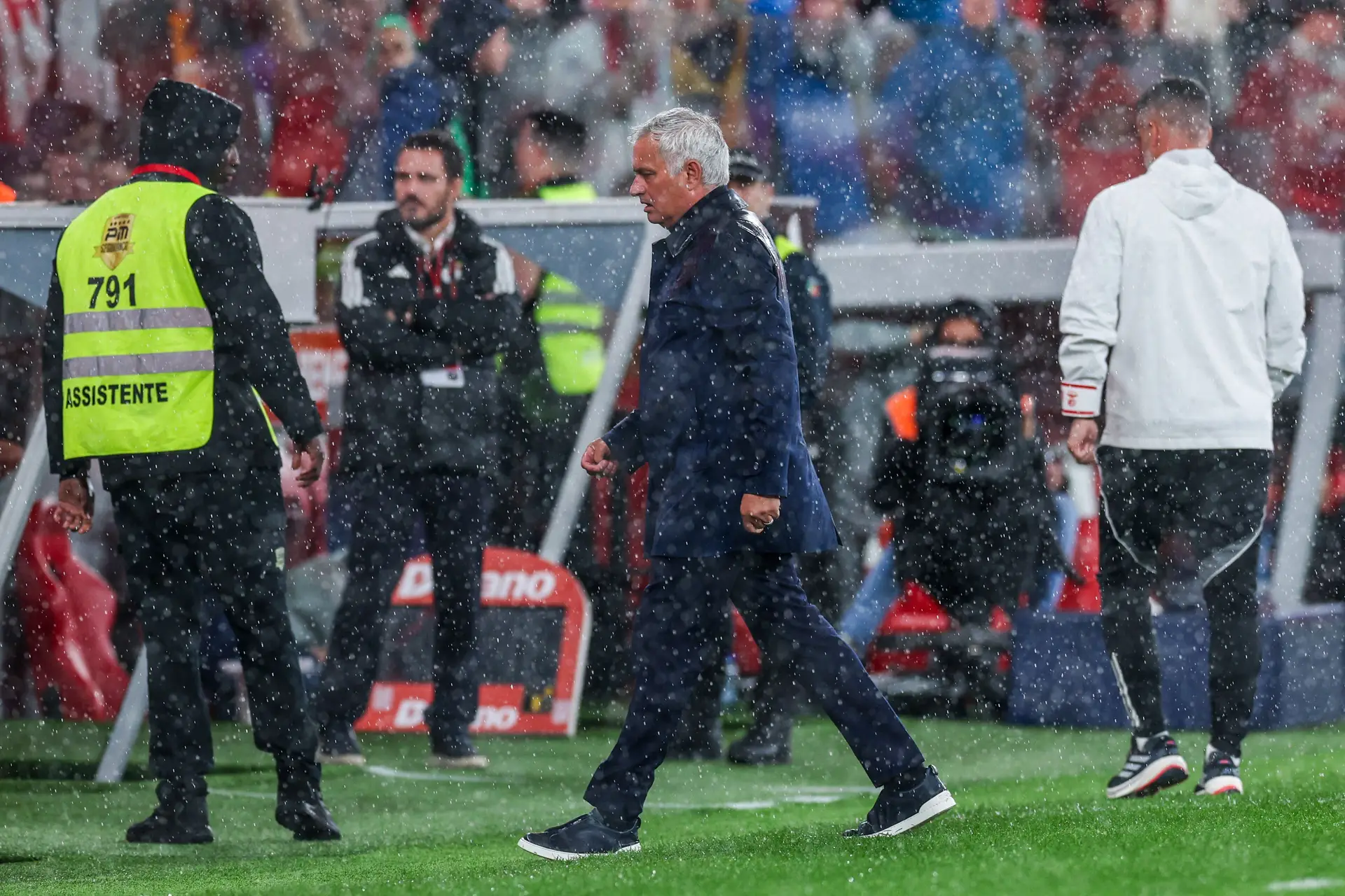 Mourinho no jogo frente ao SC Braga