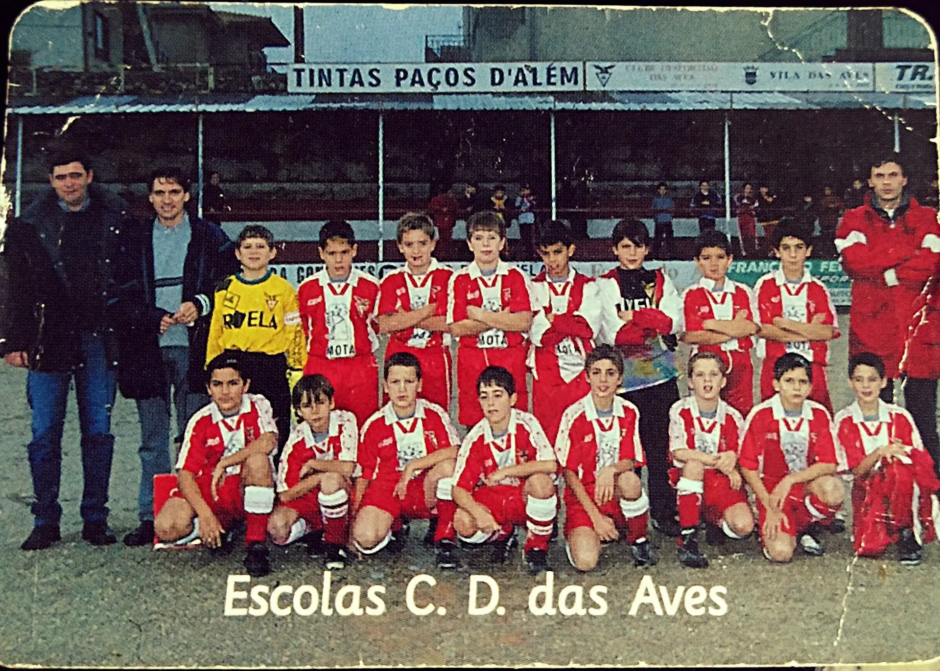 João Silva começou a jogar futebol aos 8 anos nas escolinhas do C.D. das Aves