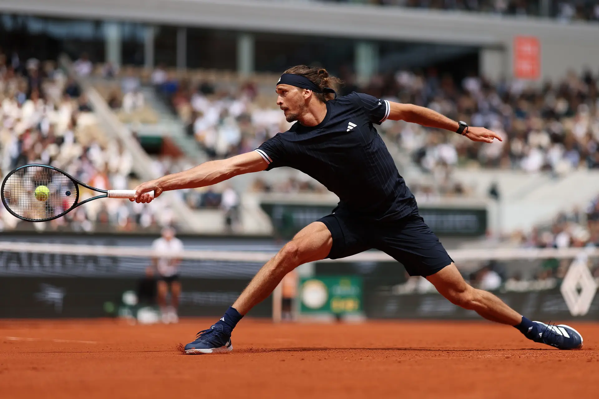 A última vez que Zverev esteve presente na final de Roland-Garros foi em 2024, onde perdeu para Carlos Alcaraz