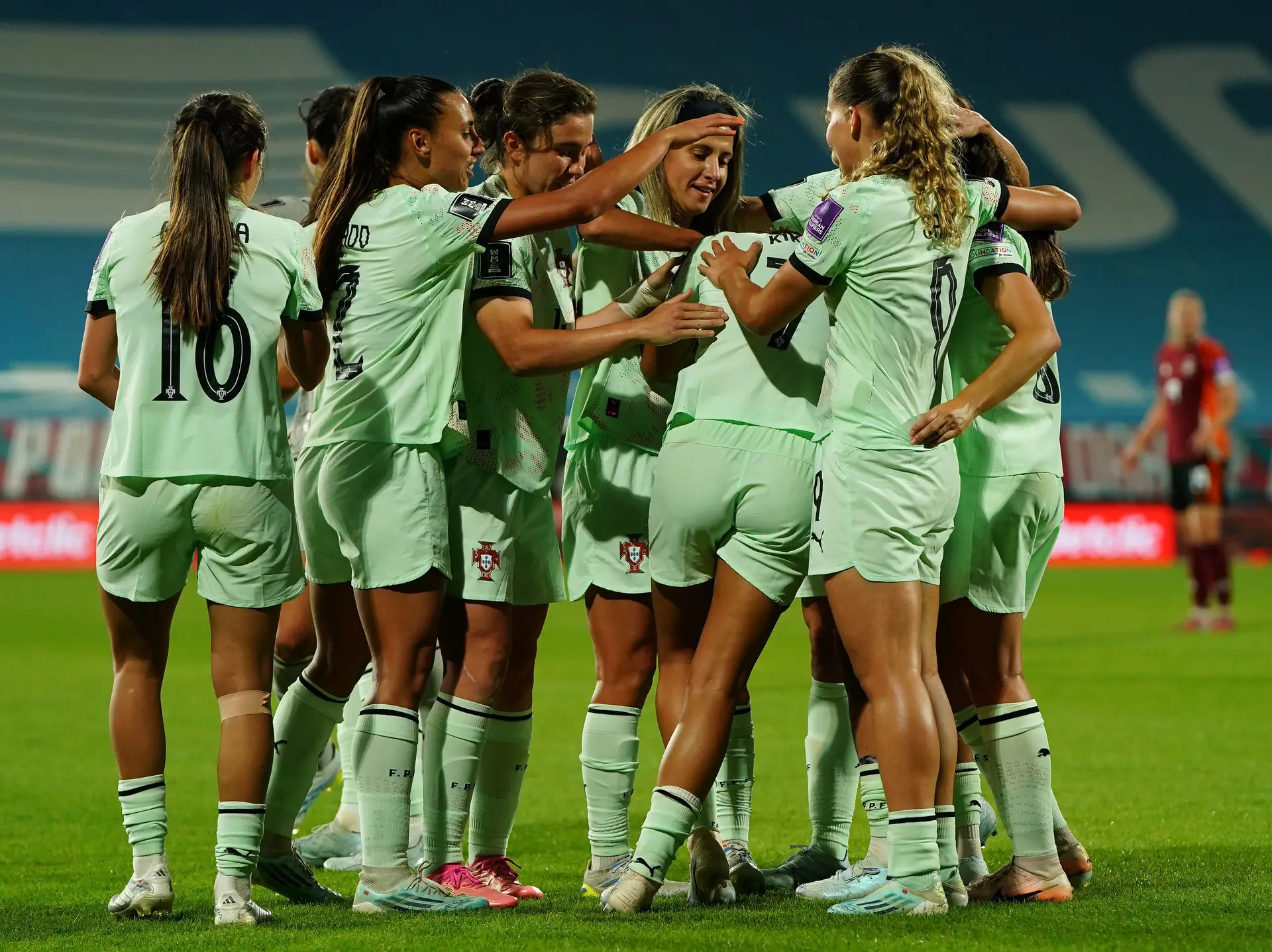 No último jogo, Portugal goleou a Letónia