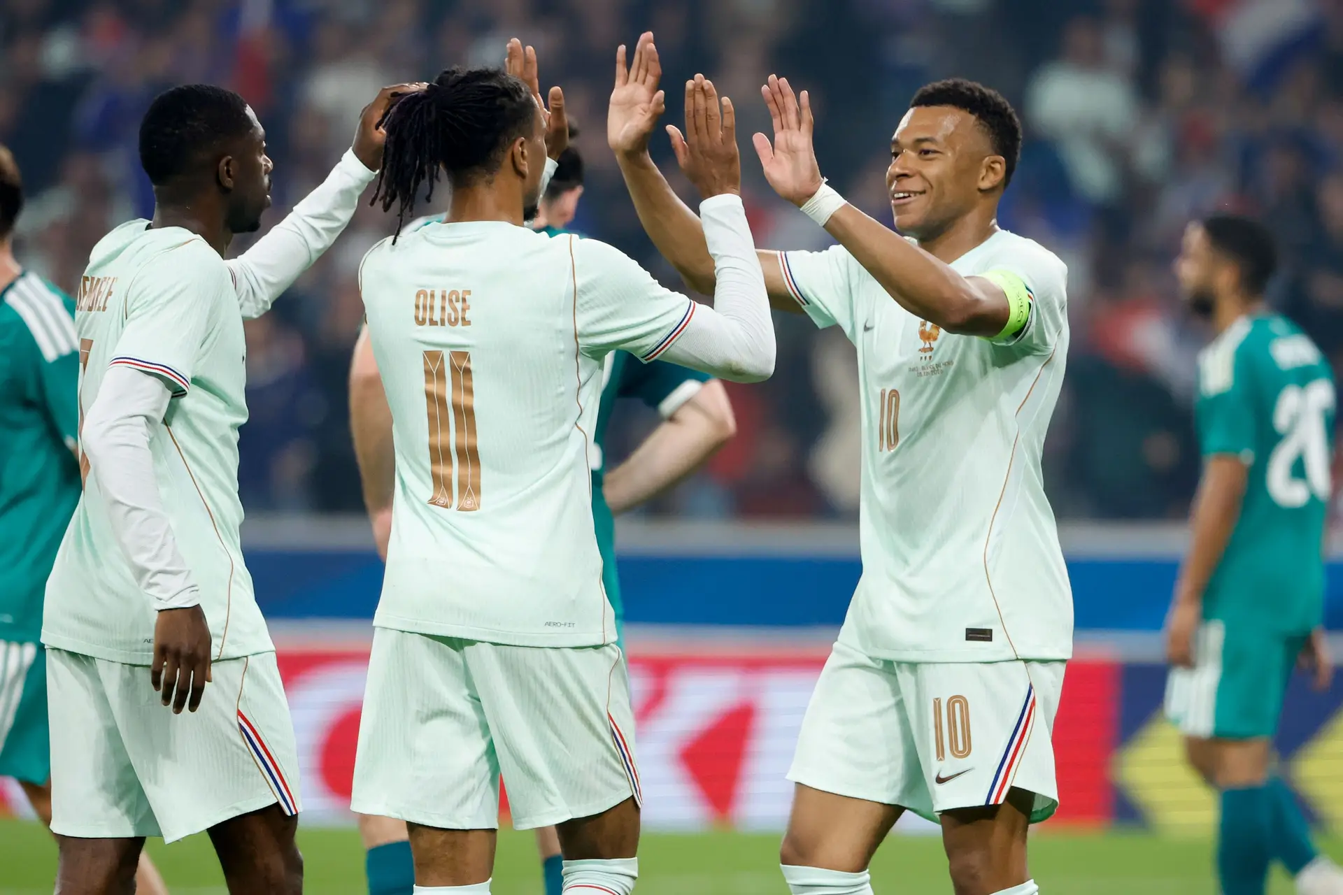 Com atenção aos recordes de Mbappé, a França vai ao Mundial para “esmagar toda a gente” no adeus de Deschamps