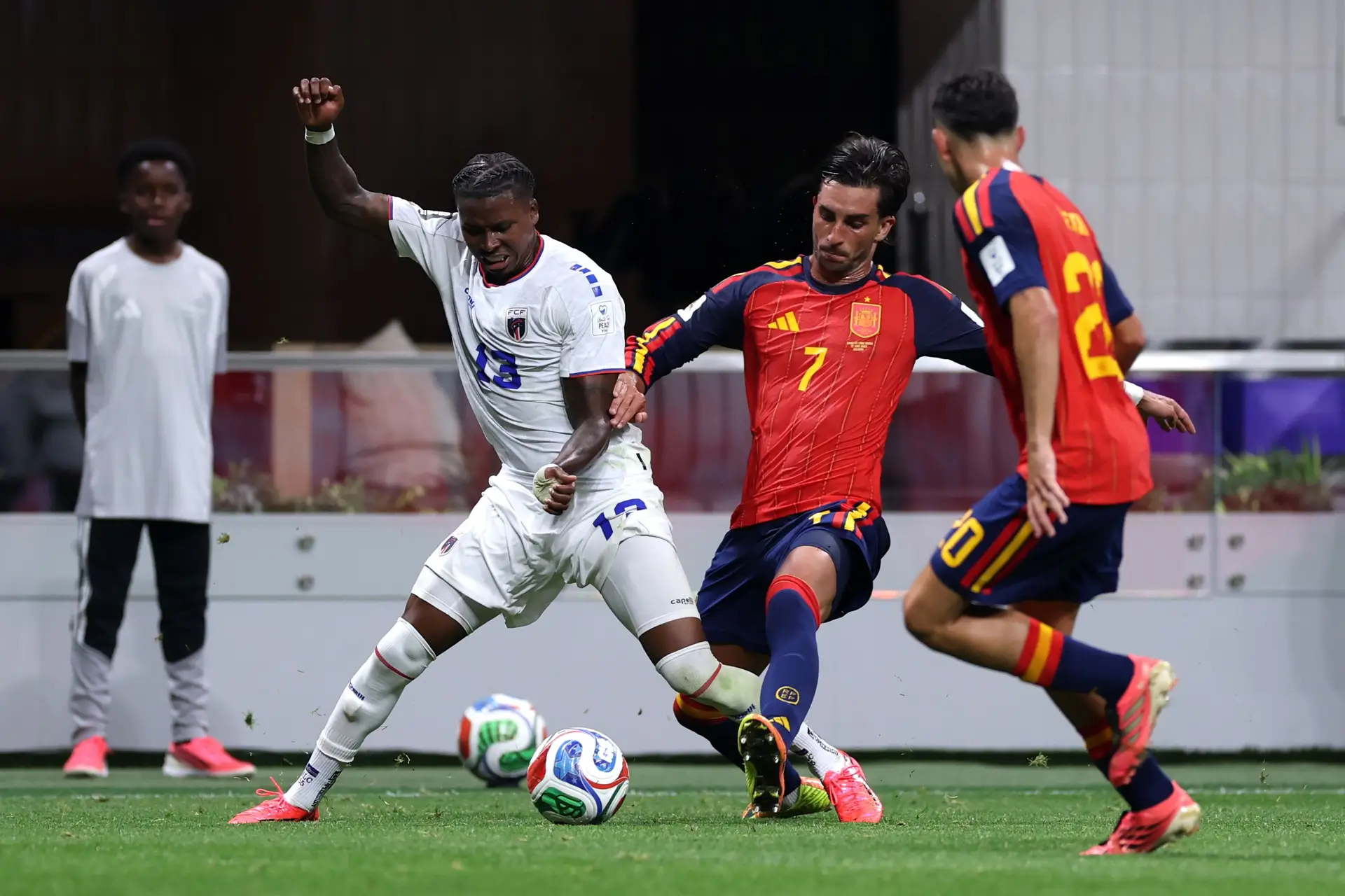 Em direto: Espanha 0-0 Cabo Verde (terminado)