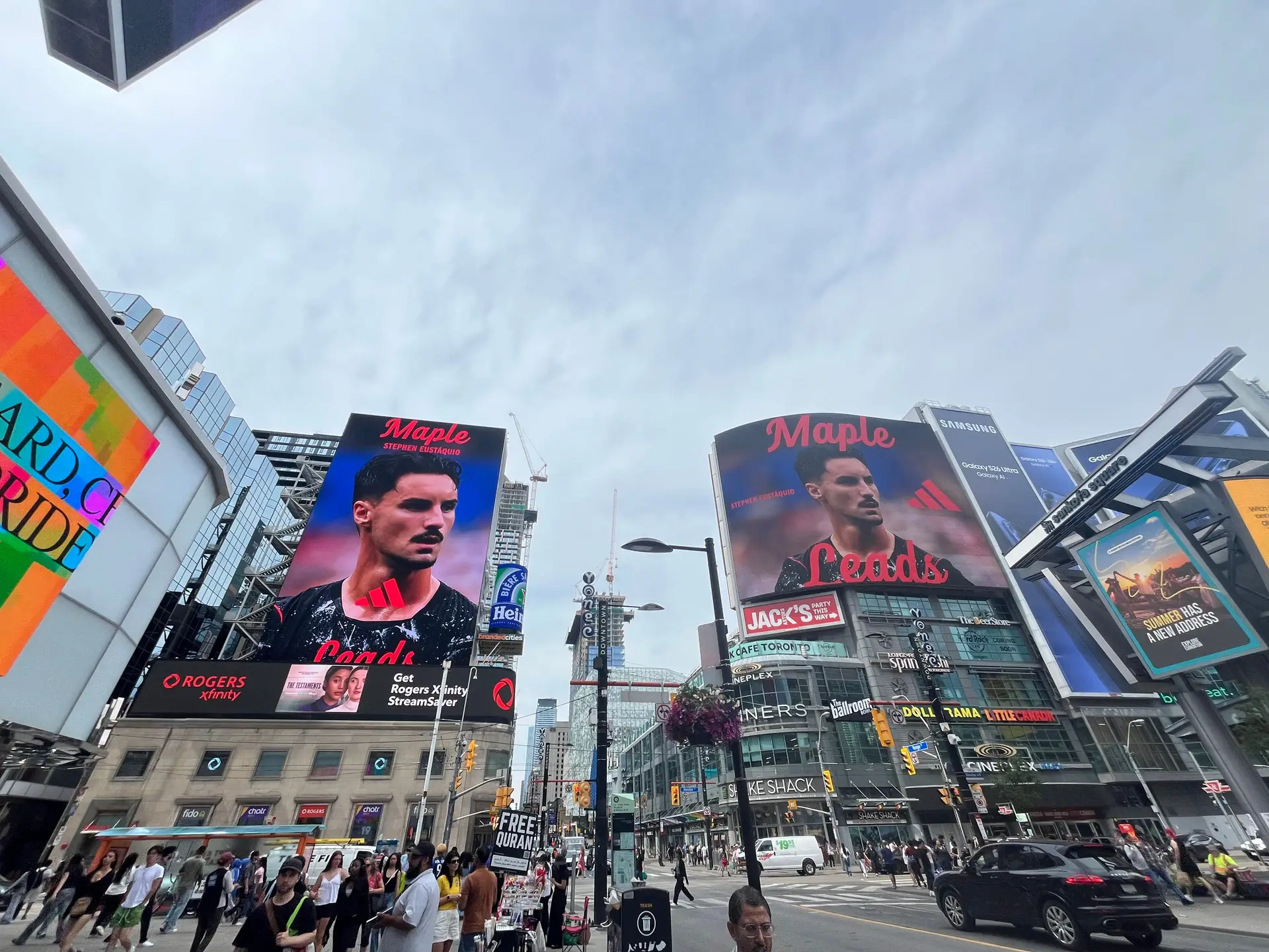 As autoridades canadianas alertam para calor extremo, com sensação térmica até 44 graus, e possibilidade de trovoadas em Toronto