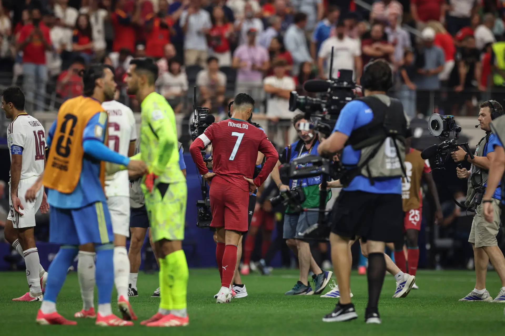 Ronaldo no final do jogo com Espanha, em Arlington
