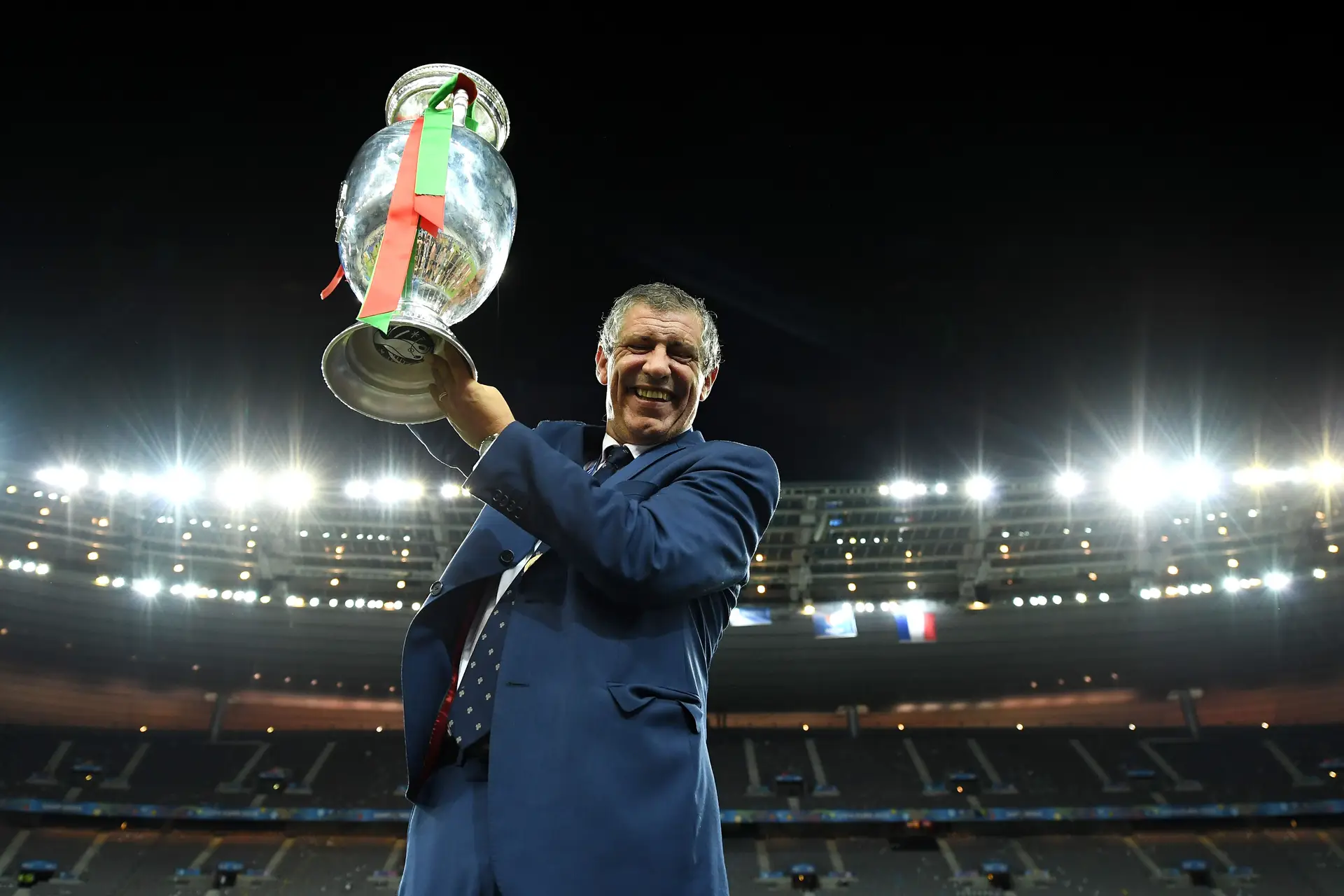 “Simples como as pombas, prudentes como as serpentes“: Fernando Santos e a frase da missa que levou à final do Euro 2016