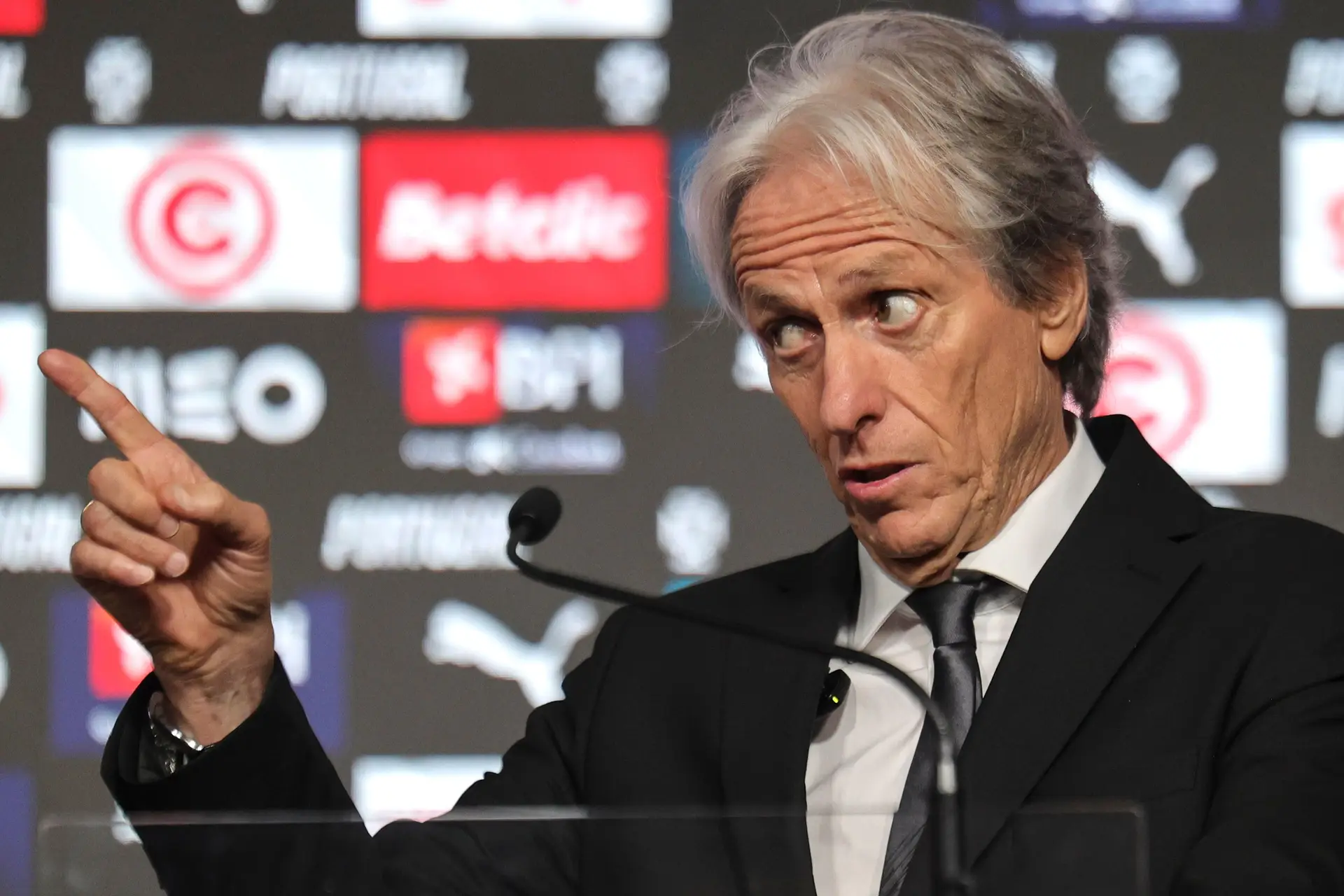 O treinador vai liderar a seleção num ciclo que culmina no Mundial 2030, coorganizado por Portugal