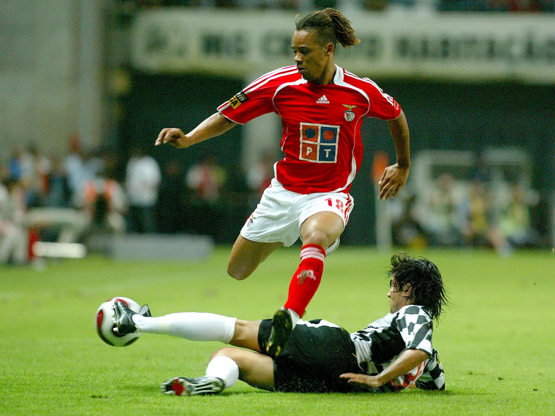 Manu durante um encontro com o Boavista em 2006/07