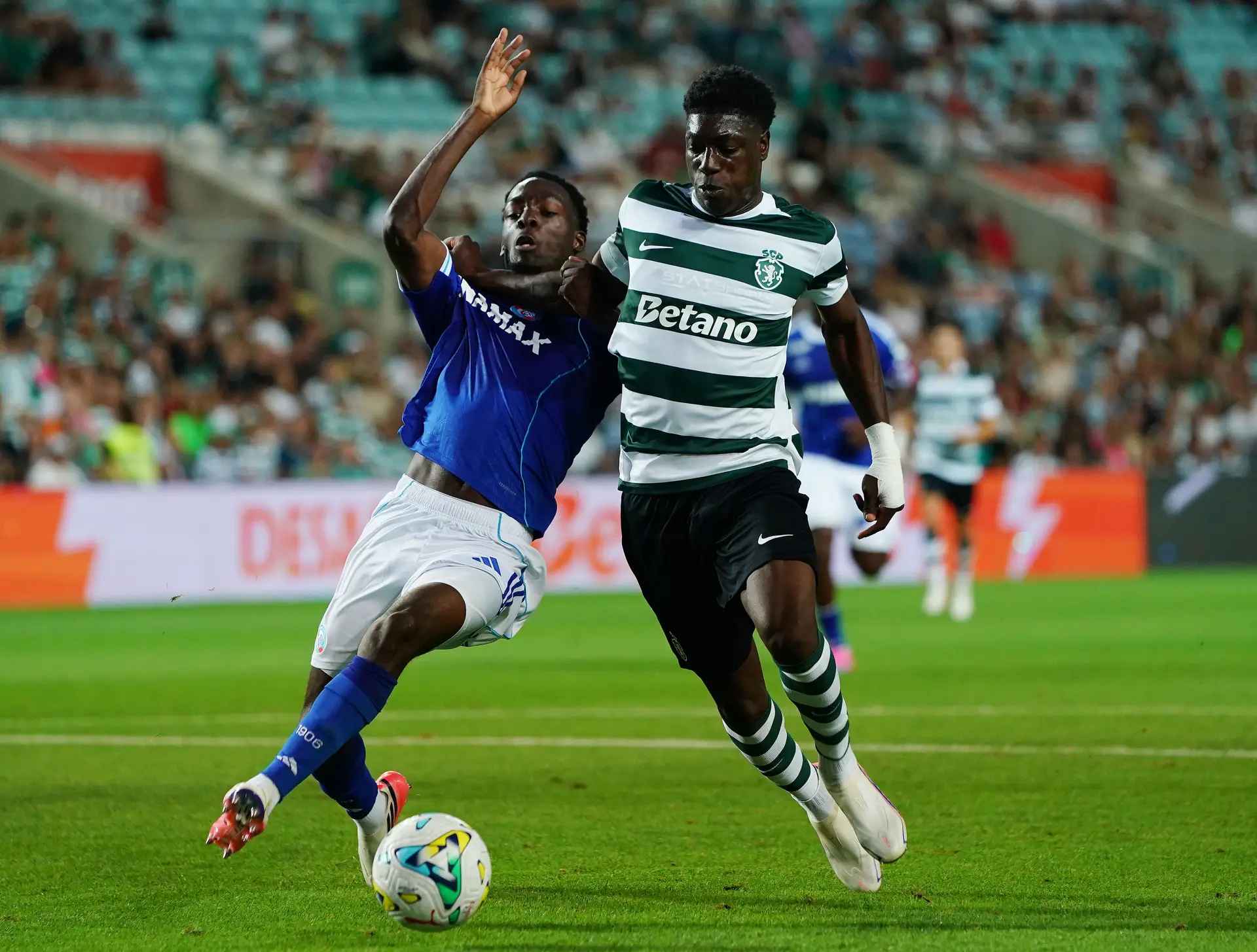 O Sporting está às apalpadelas em busca do autoconhecimento. Frente ao Estrasburgo, deu mais um passo nesse caminho