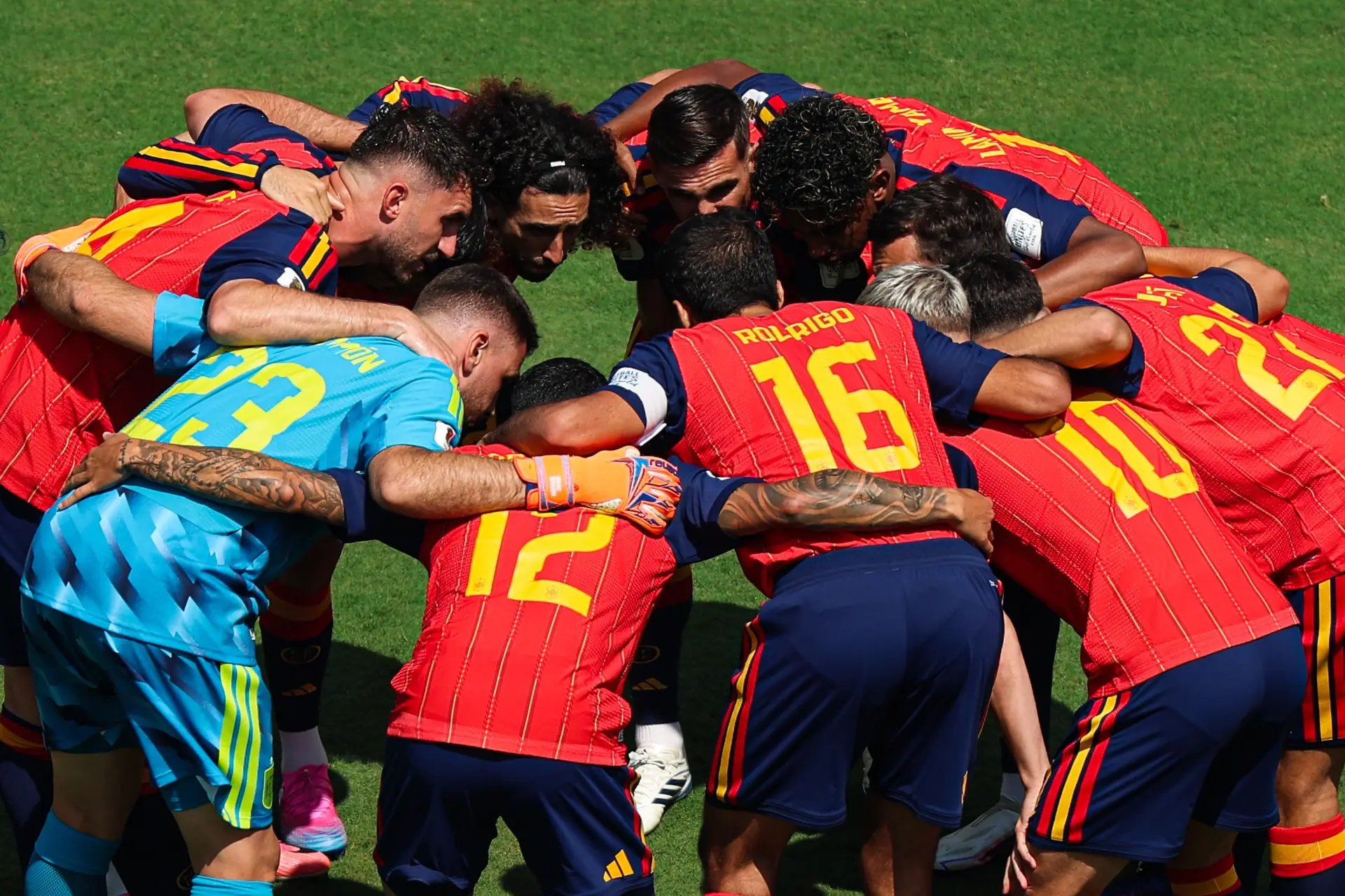 Sim, ganhou o futebol