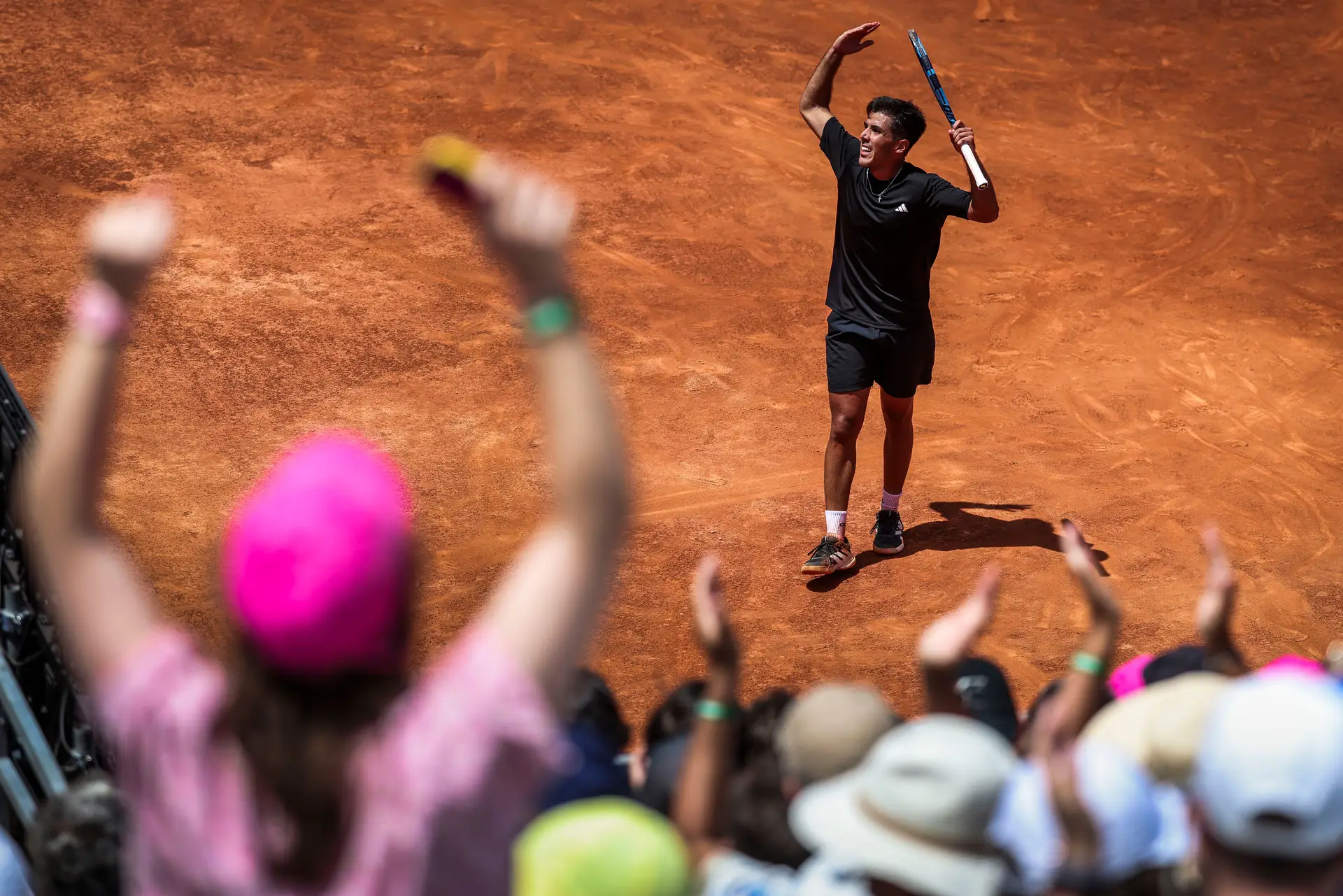 A semana de sonho de Tiago Torres no Estoril Open acabou nos quartos de final