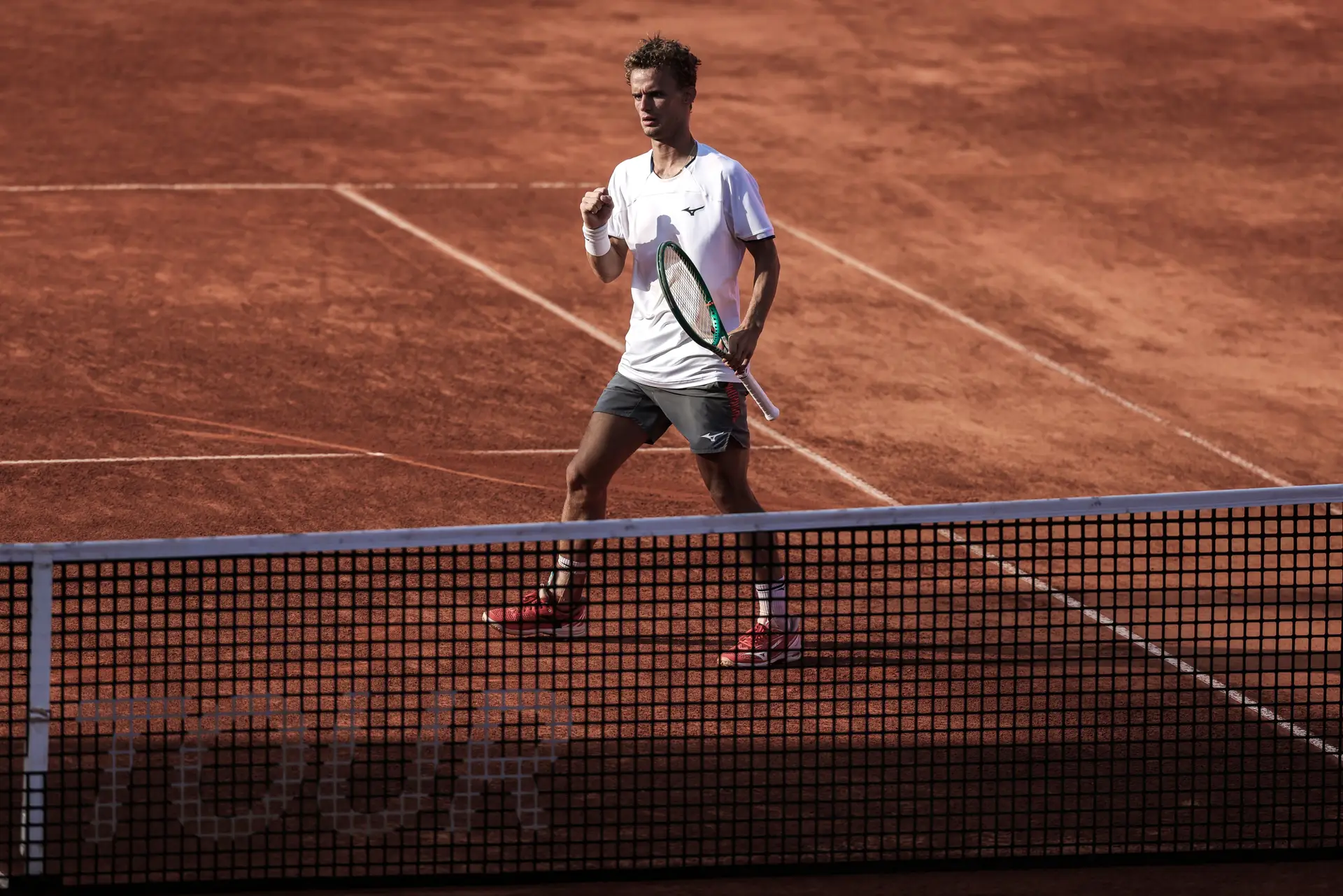 Na final do Estoril Open, Van Assche rebentou o balão mental de Blockx e conquistou o Tomorrowland do ténis