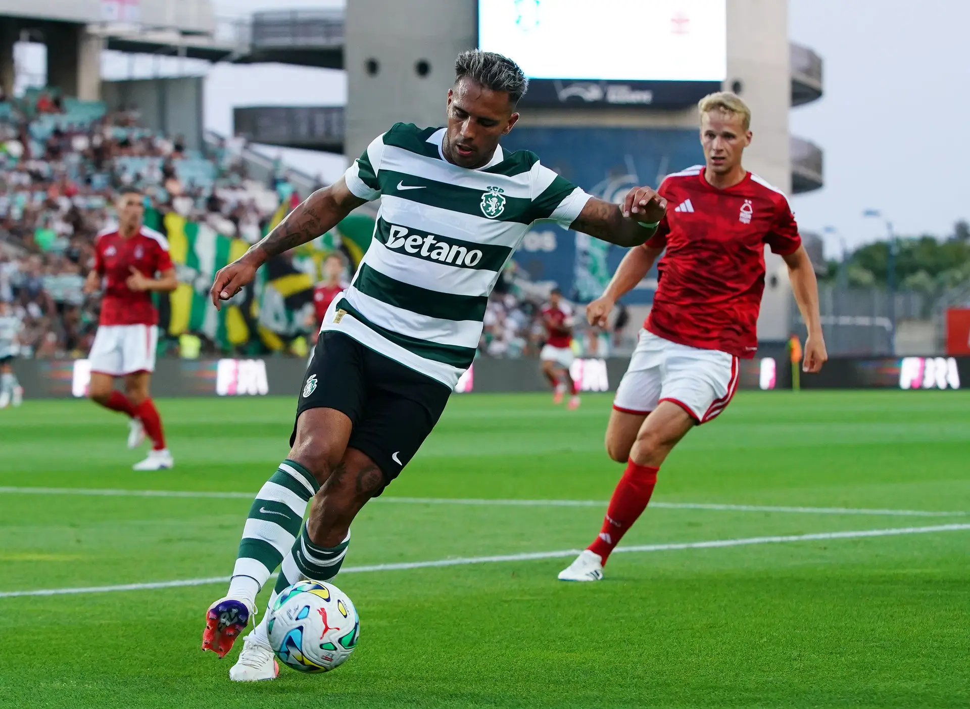 Se o jogo com o Forest serviu de ensaio geral, esperem que muito do jogo do Sporting passe por Zalazar e Doumbia