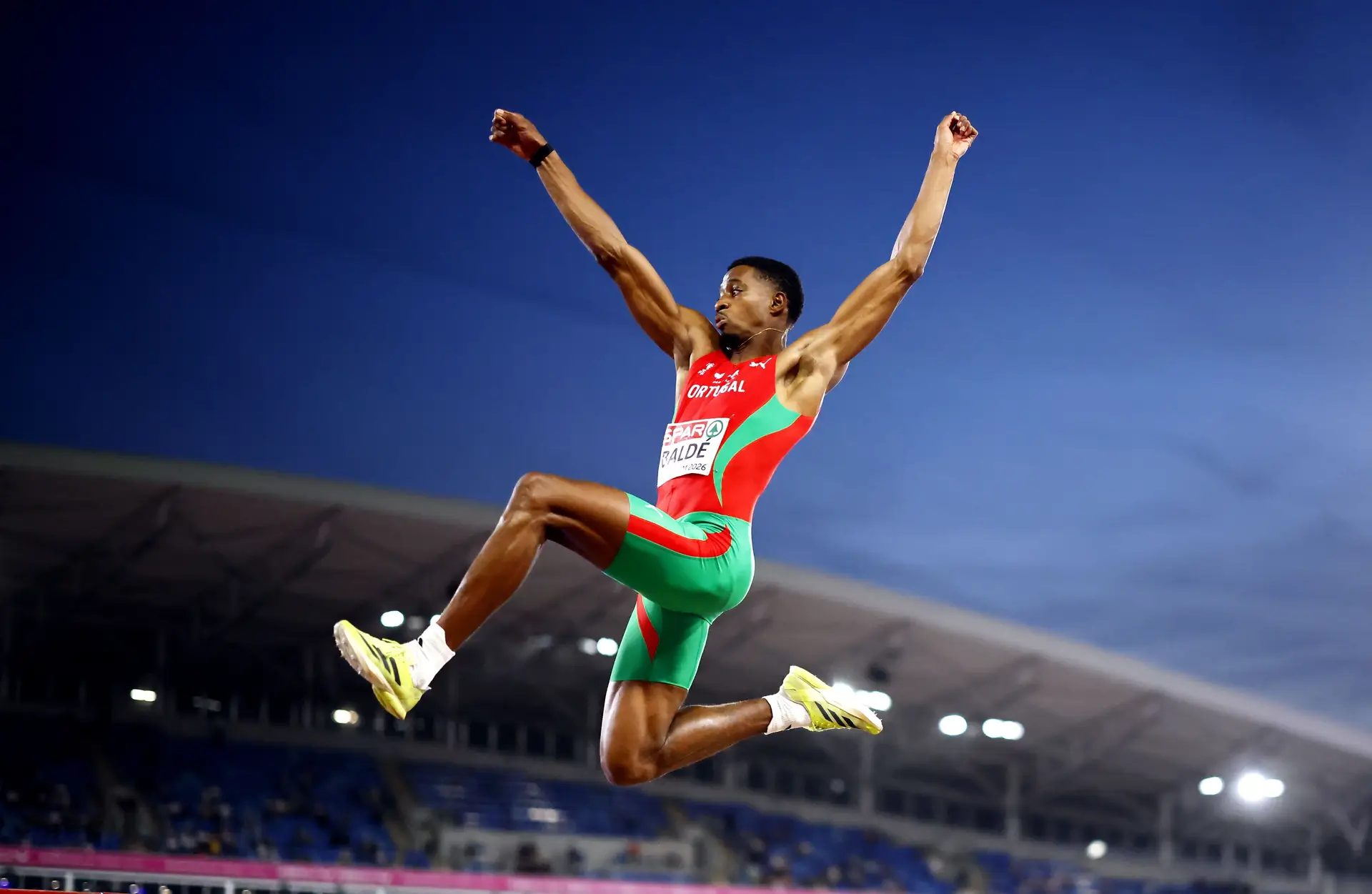 Os saltos de Gerson Baldé ficaram a oito centímetros do bronze nos Europeus de atletismo