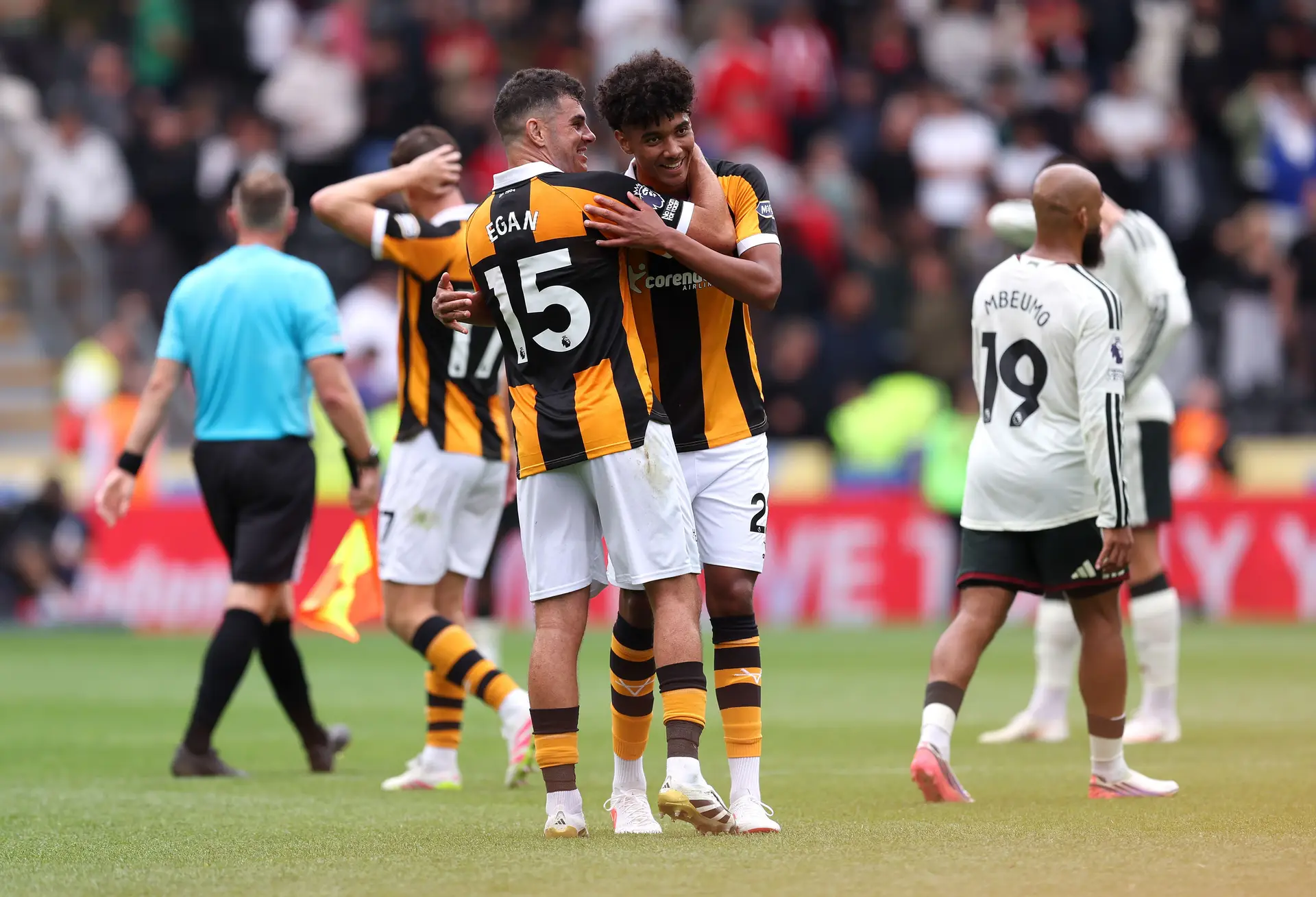 Nova temporada, hábitos mais ou menos velhos: Manchester United arranca Premier League com derrota