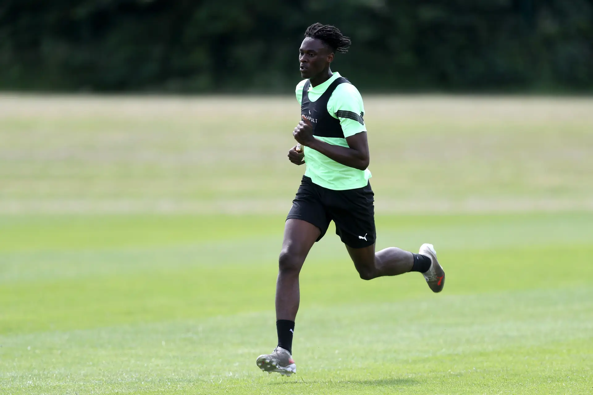 Quevin Castro aqui em 2022, quando representava o West Bromwich Albion de Inglaterra