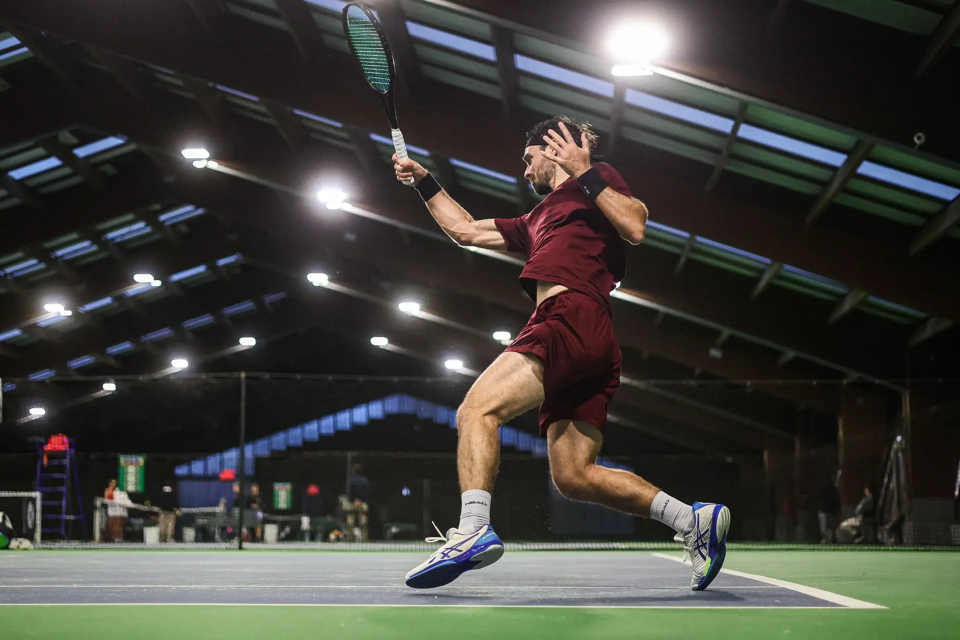 Gastão Elias a bater uma bola em Oeiras: o tenista chegou a ser o 57º melhor do ranking mundial, em 2016