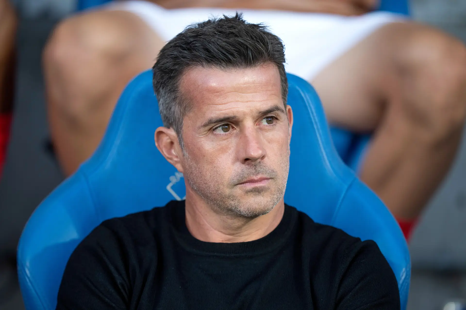 Marco Silva no estádio do Randers, que recebeu o encontro com o Aarhus