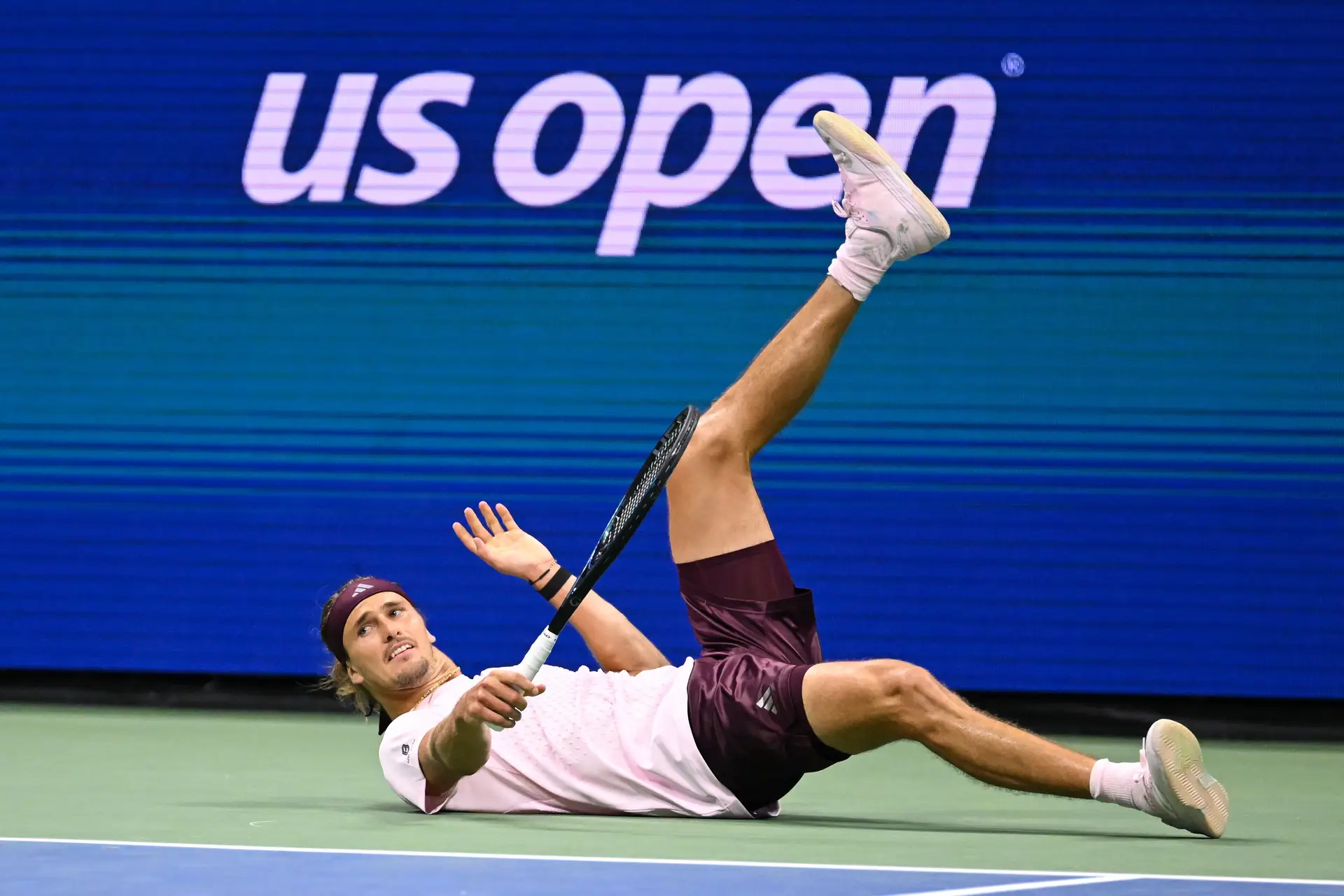 Alemão Zverev apanhou um susto logo ao primeiro jogo em Nova Iorque