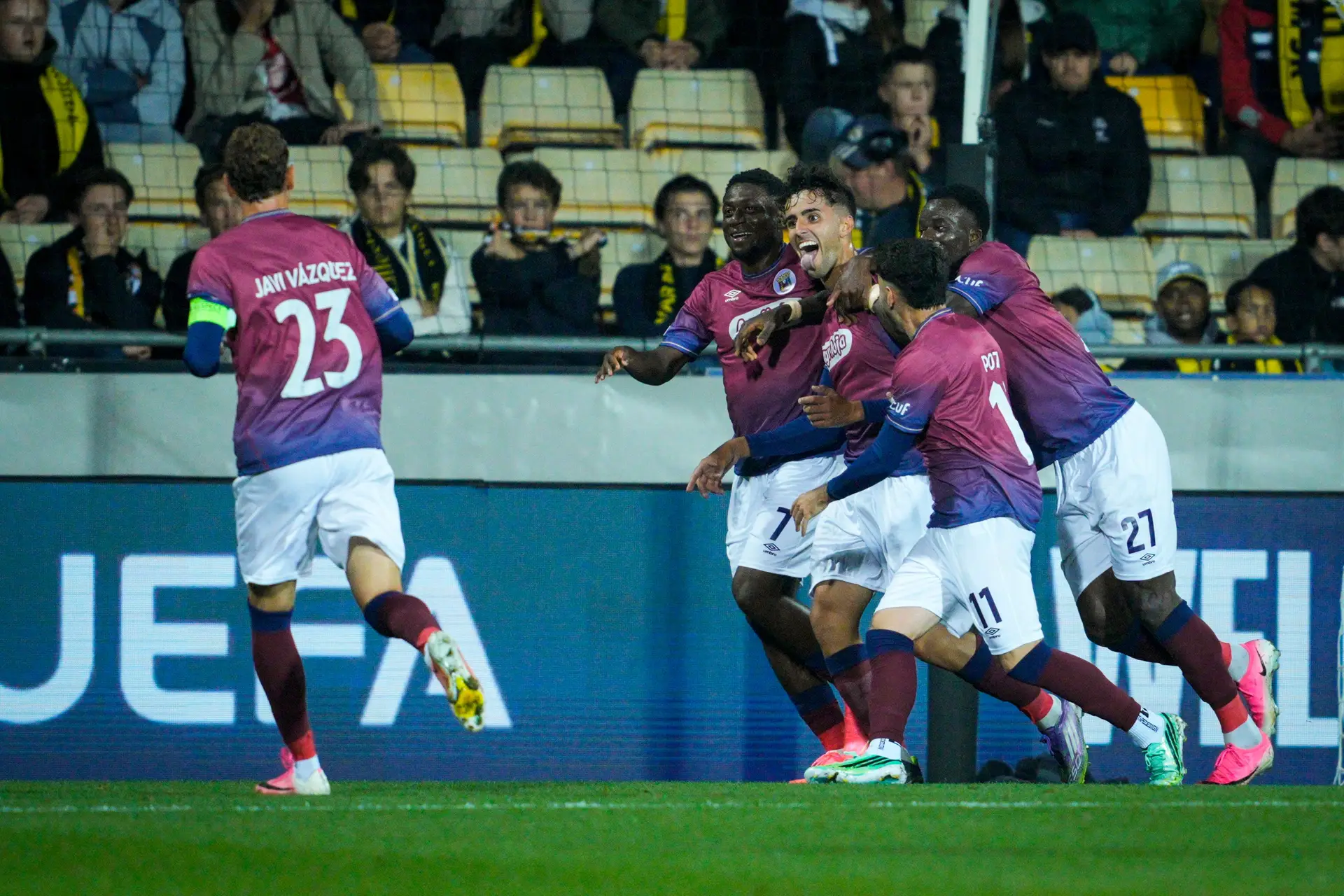 Relatos de uma noite histórica para o Torreense na Liga Europa: “Estamos muito felizes, mas não queremos parar por aqui”