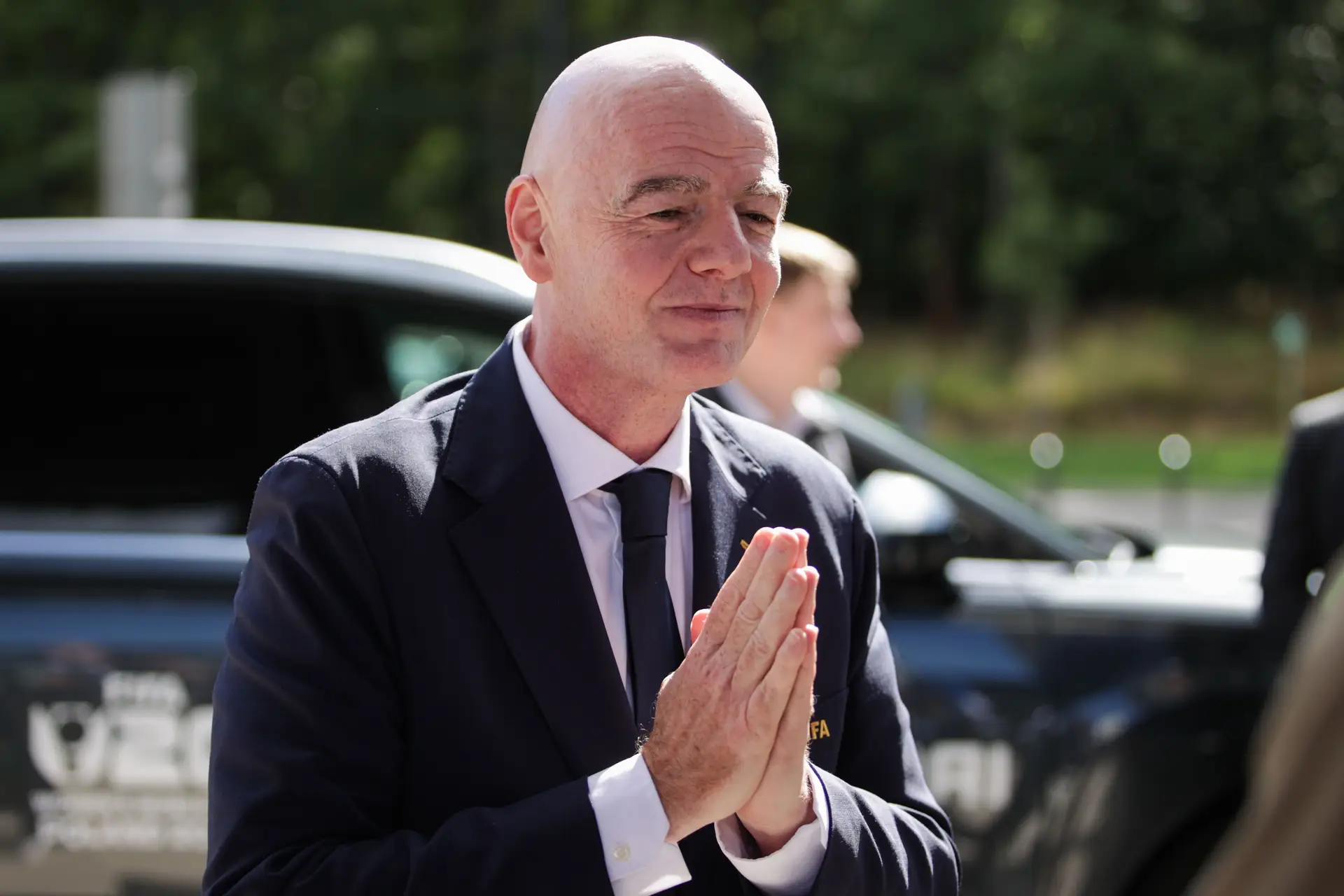 Gianni Infantino à chegada à Polónia, para o Mundial sub-20 feminino