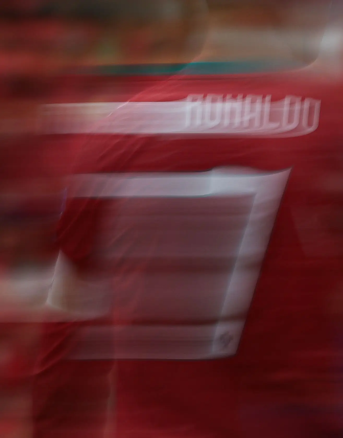 Simão Coutinho e Tiago Craveiro, as duas pessoas próximas de Ronaldo mas alheias à seleção nacional que reuniram com Jesus
