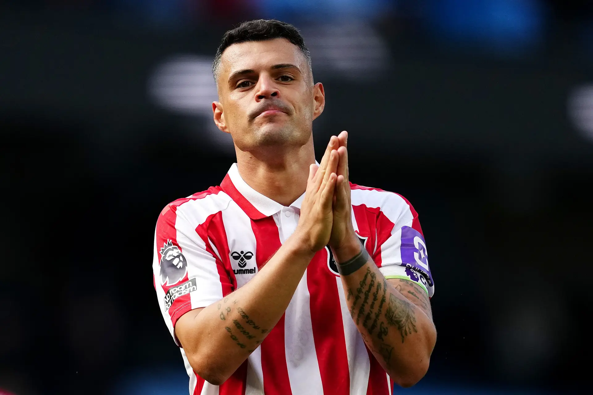 Granit Xhaka chegou ao Sunderland no verão 2025