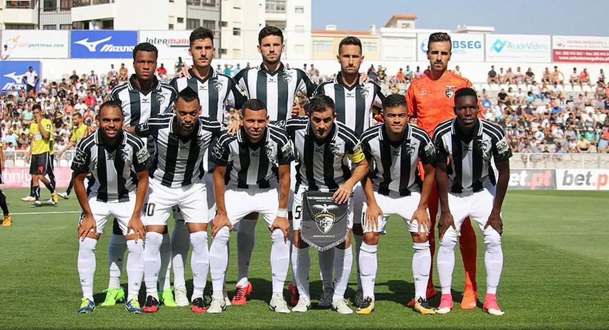 Portimonense e Paços de Ferreira estreiam-se hoje na I ...