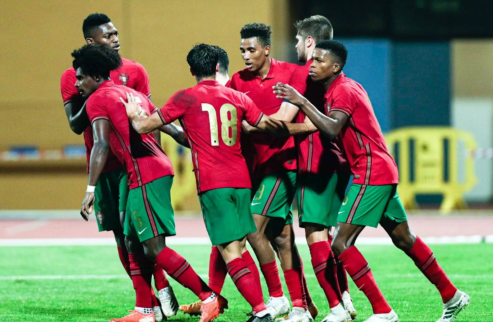 Portugal qualifica-se para o Europeu de futebol de sub-21 ...