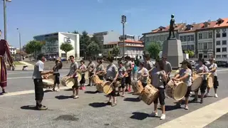 Bardoada Grupo do Sarrafo a animar o Campo da Vinha