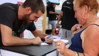 Pedro Sousa e Inês Folque na Praça da Sé em Bragança