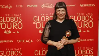 Globo de Ouro de Melhor Estilista entregue a Alexandra Moura