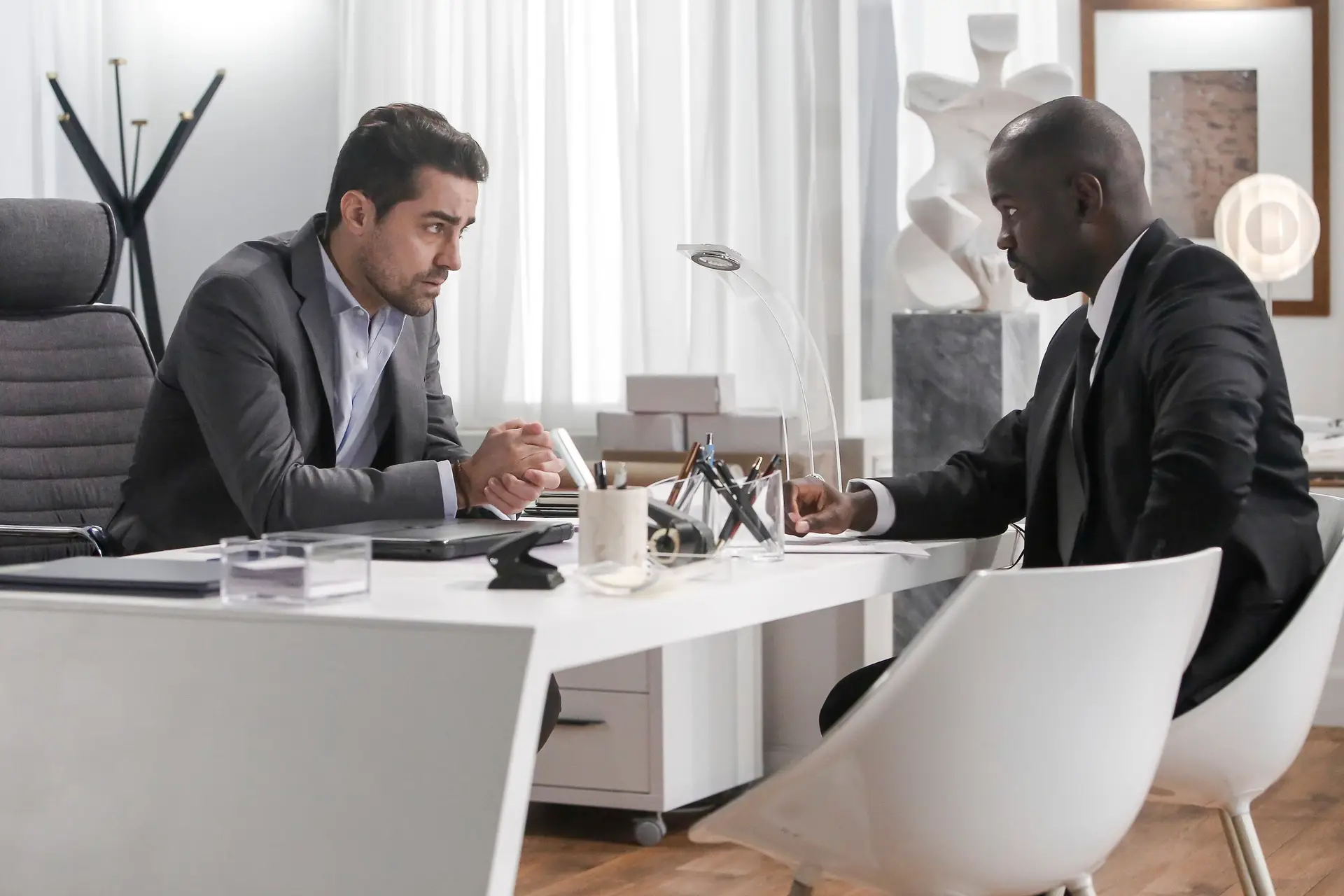 Resumo - 150º Episódio - 15 de março (sexta-feira)