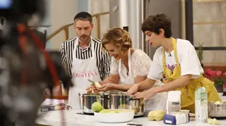 Cristina Ferreira VS Joana Barrios - Duelo de Tartes de maçã!