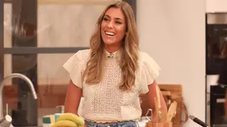Iara Rodrigues prepara uma quiche sem massa e sem natas!