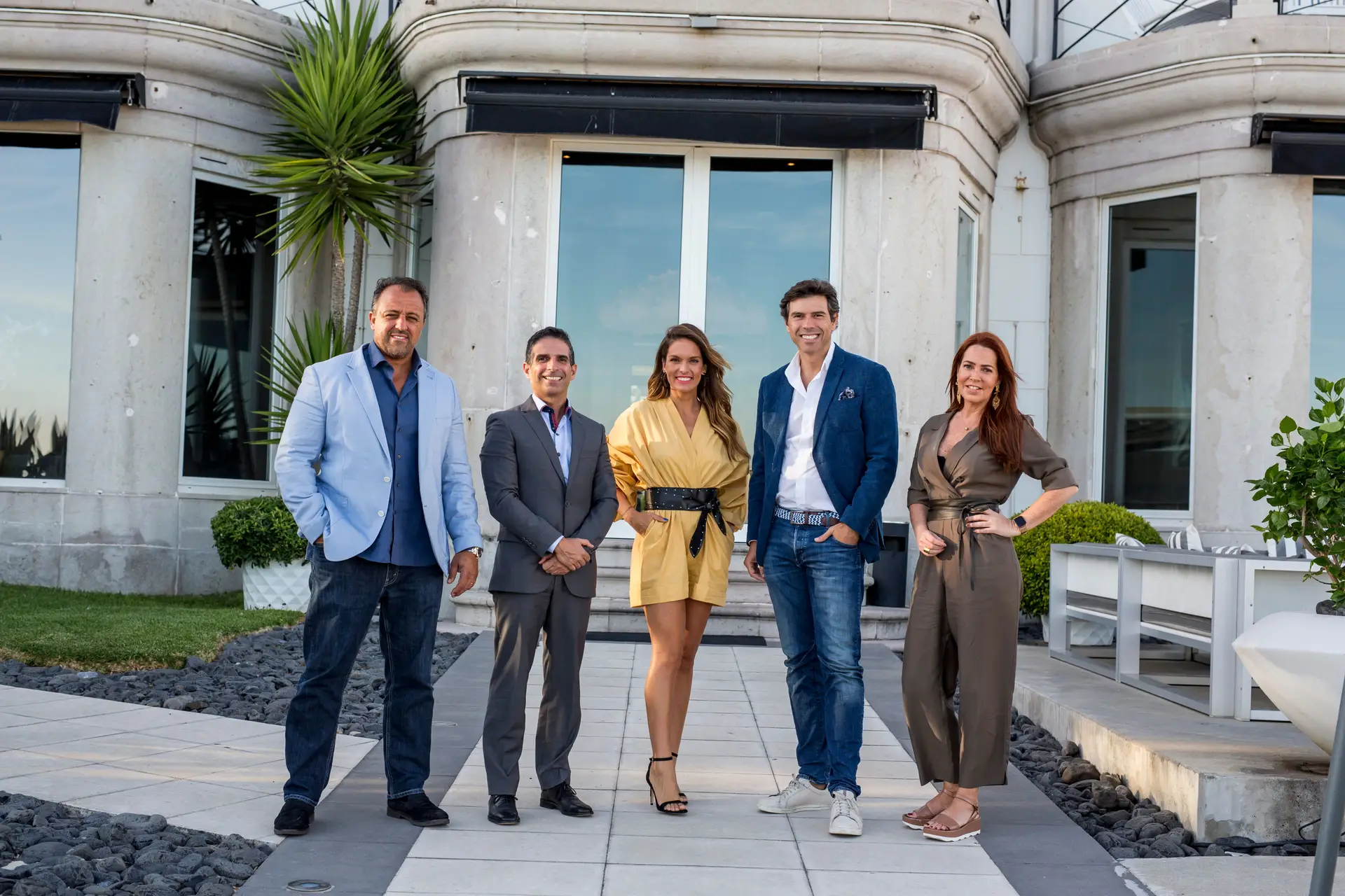 Diana Chaves deslumbra na apresentação da segunda temporada de Casados à Primeira Vista