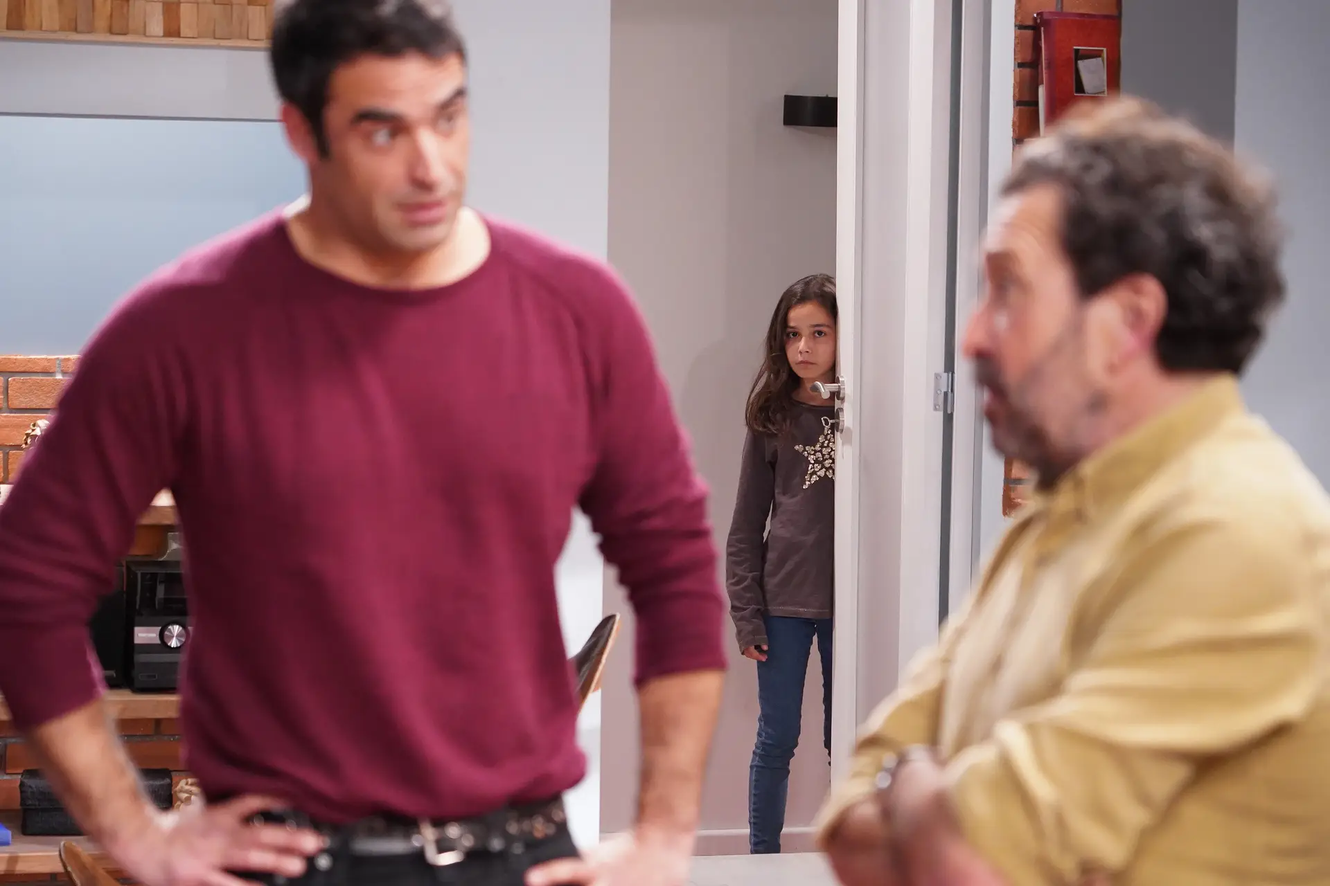 Resumo: 177º Episódio - 6 de julho (segunda-feira)