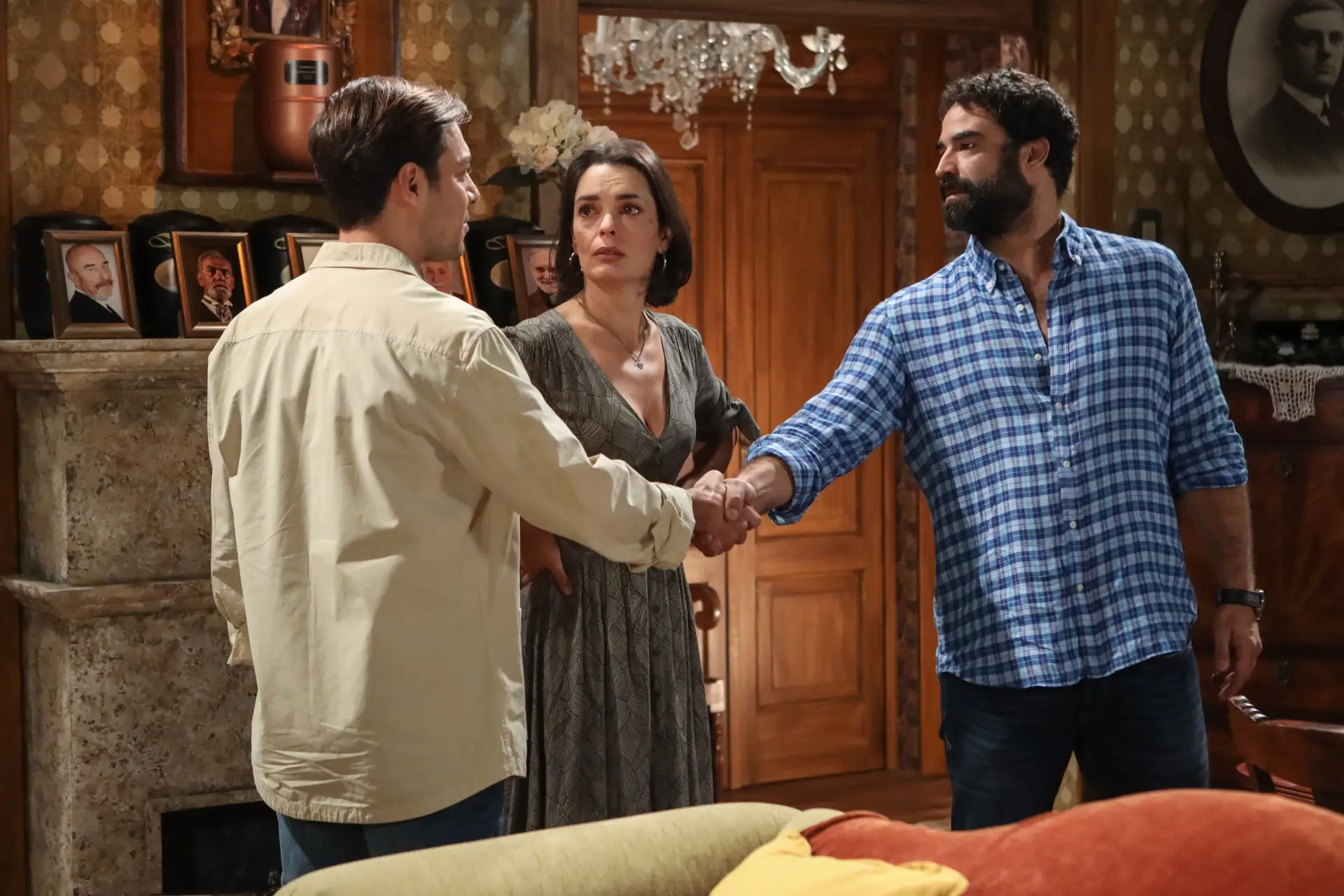 ‘Amor Amor’: Adam e Luís fazem as pazes