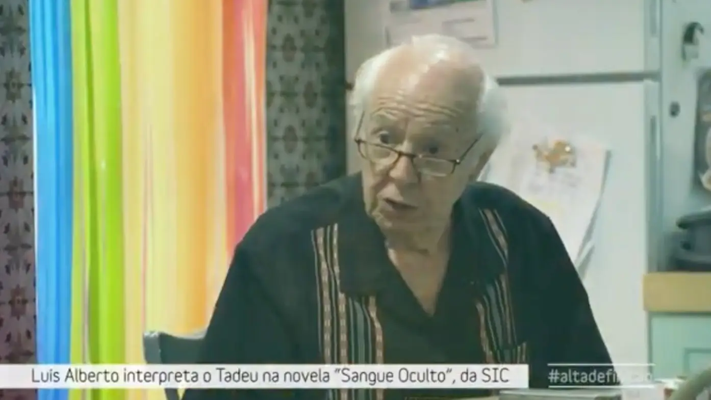 Aos 88 anos, Luís Alberto ama a representação como da primeira vez: “É no palco que se aprende”