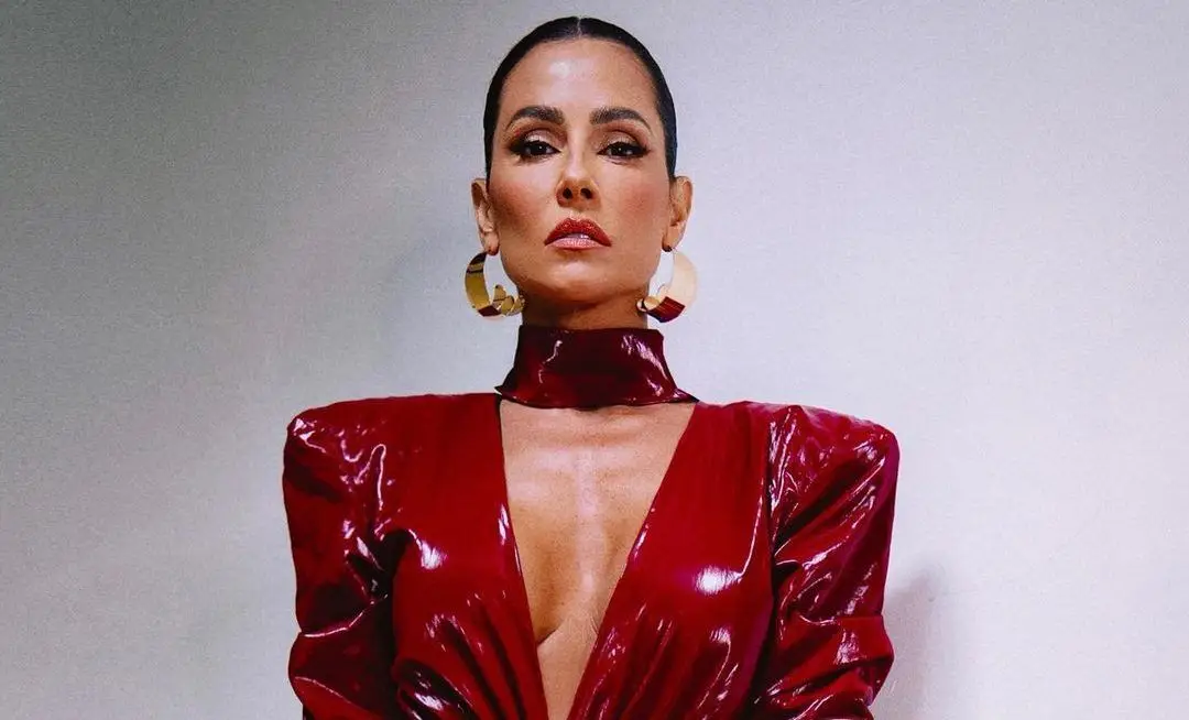Deborah Secco e a pressão de ser perfeita devido à morte da irmã aos 5 anos: “Tentei preencher esse buraco”