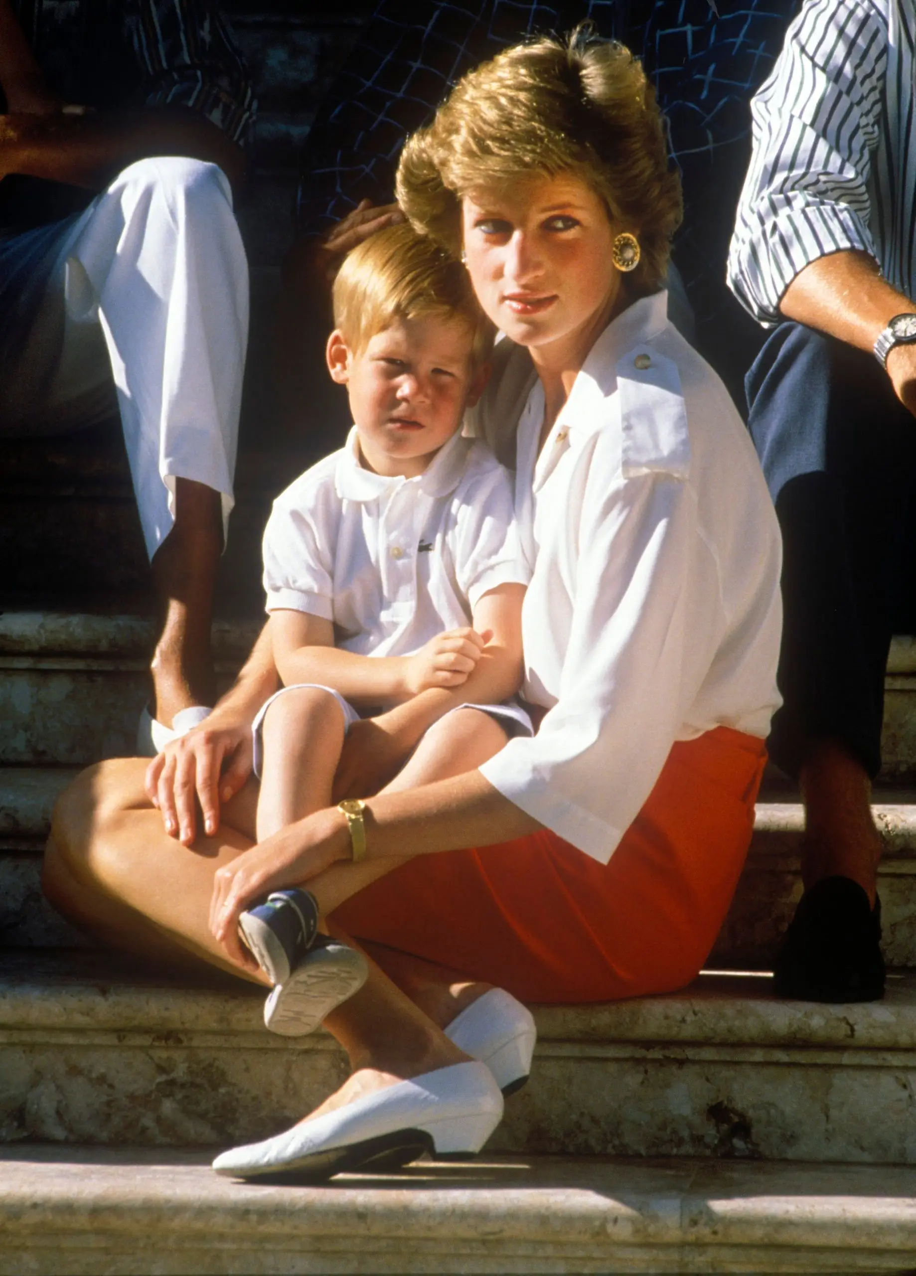 Charles, Prince of Wales, and Diana, Princess of Wales, on holiday in Majorca, Spain, with their sons Prince William and Prince Harry, They are guests of King Juan Carlos of Spain and his wife Queen Sofia, They are staying at their holiday home, the Marivent Palace, which is situated just outside the capital city of Palma, 13th August 1988. (Photo by John Shelley Collection/Avalon/Getty Images)
