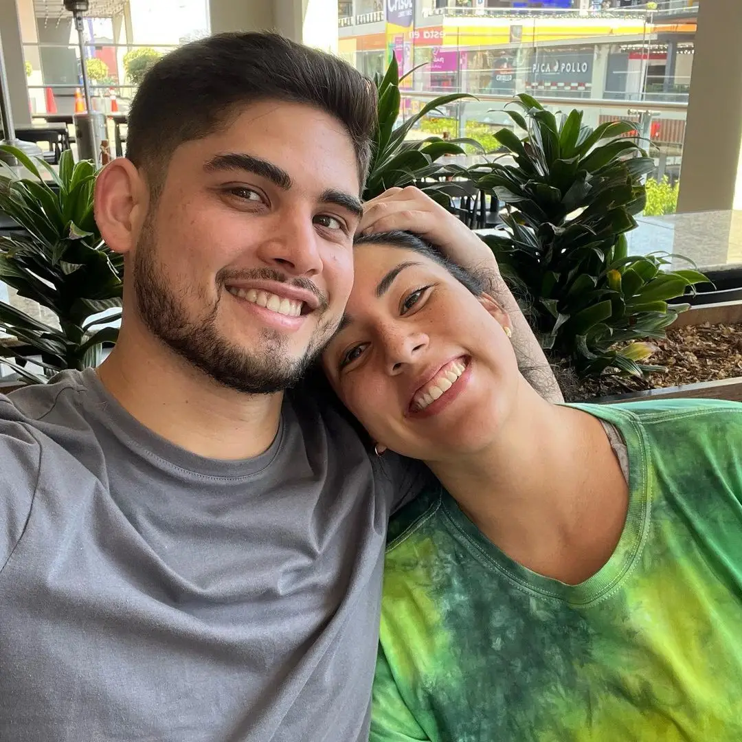 Uma improvável história de amor: ele ia ser padre, ela freira. Abandonaram Igreja e vivem romance - SIC