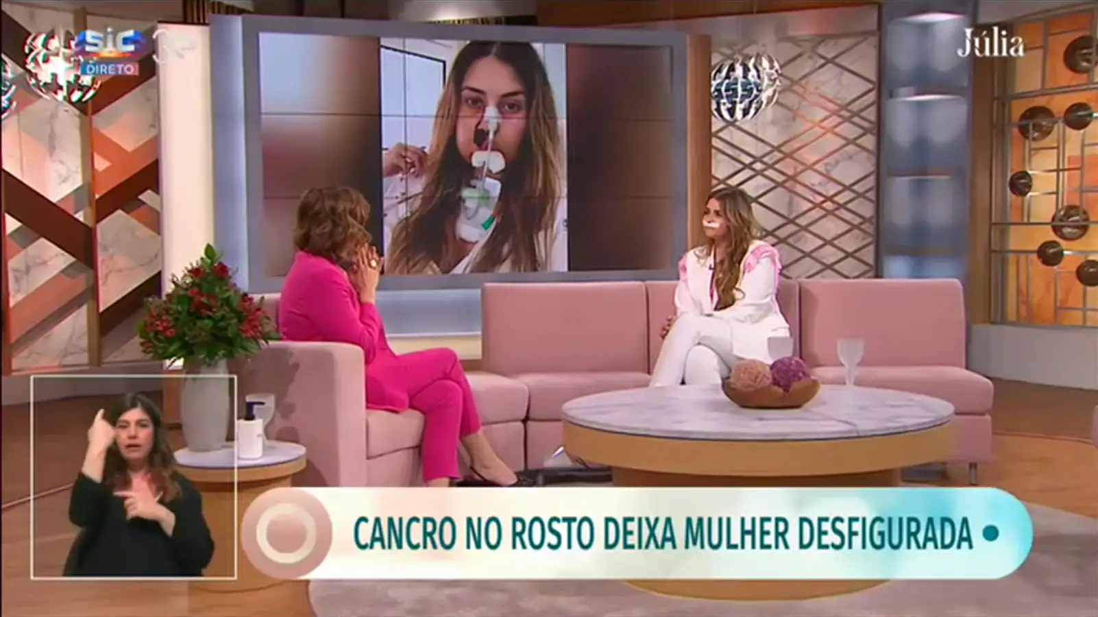 “Quero coisas simples (…) quero sorrir” – Luciana recupera de cancro no rosto que a deixou desfigurada
