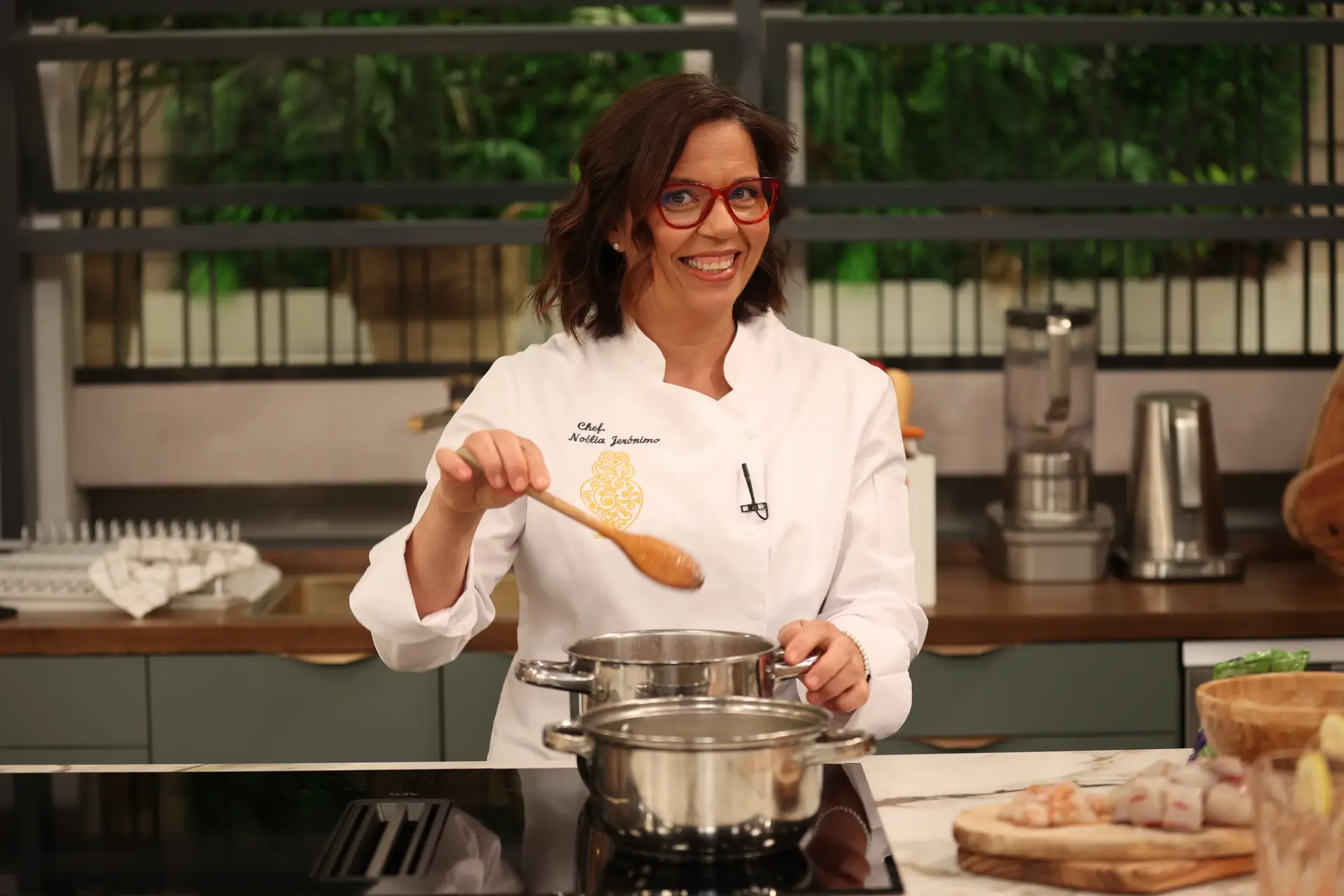 A chef Noélia veio preparar ‘Couscous do Mar com Corvina’: “O segredo é um bom caldo”