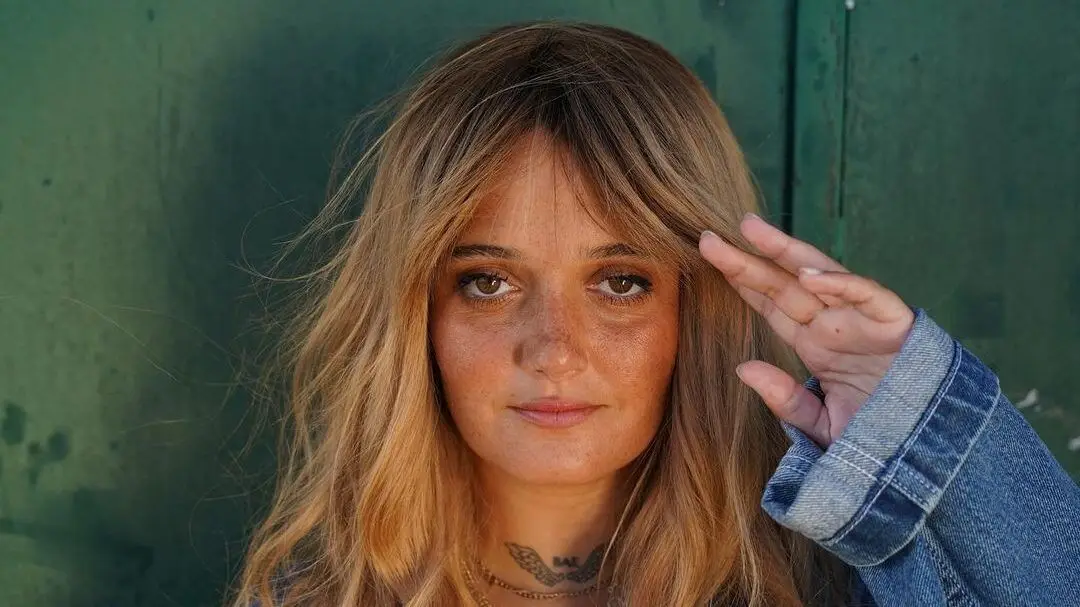 “Digam-me que não estou sozinha nisto” – Carolina Deslandes desabafa sobre “os 30 anos”