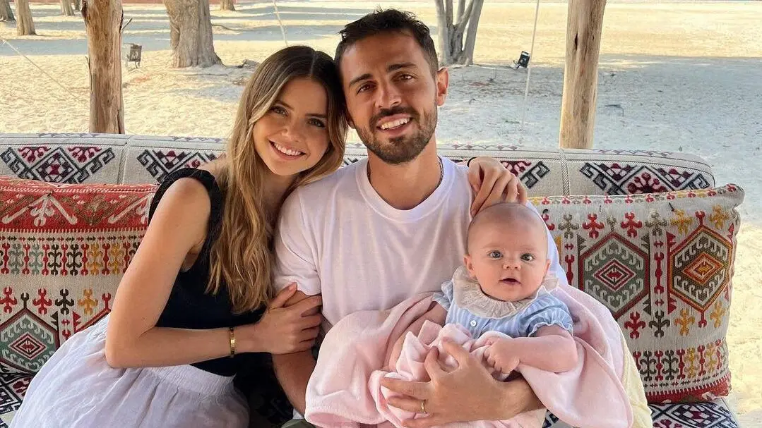 Bernardo Silva: “No dia do meu casamento, a minha mulher deixou-me à espera  hora e meia. Com o calor no verão, estava quase a desmaiar. Sempre tive a  certeza que ela chegaria,