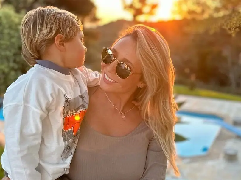 Entre na festa de aniversário do filho de Sofia Arruda: “Missão cumprida” -  SIC