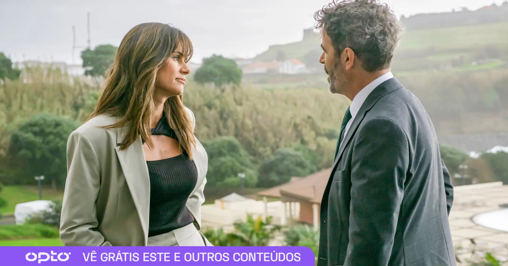 Resumo de Senhora do Mar Artur - 1.91x1