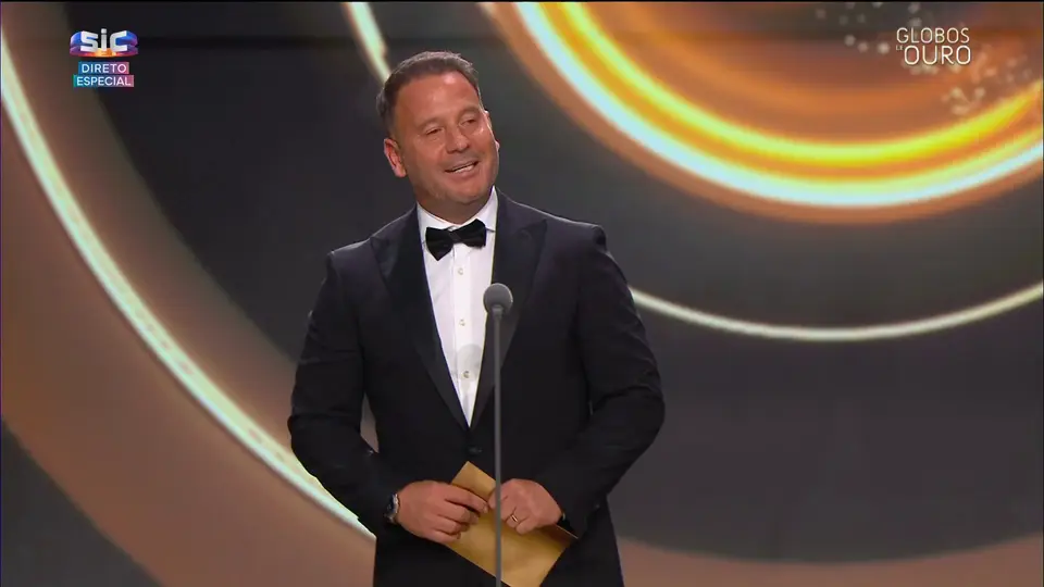 Cândido Costa vence Globo de Ouro Revelação