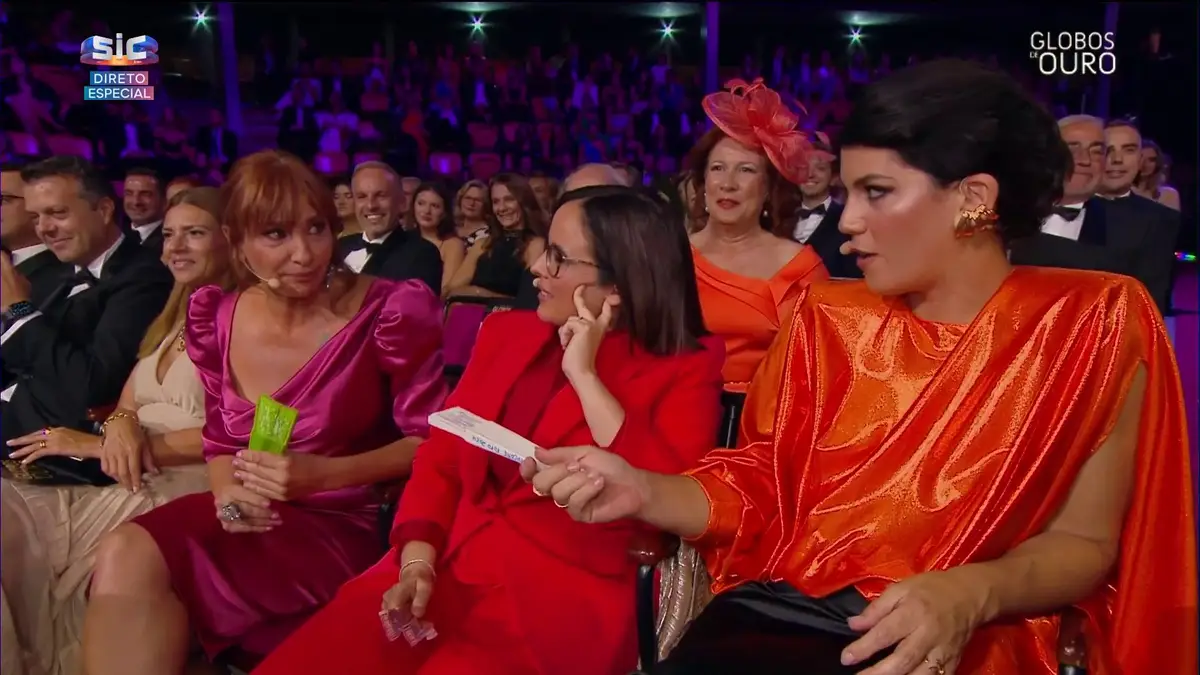 Ana Galvão, Joana Marques e Inês Lopes Gonçalves na Plateia do Coliseu